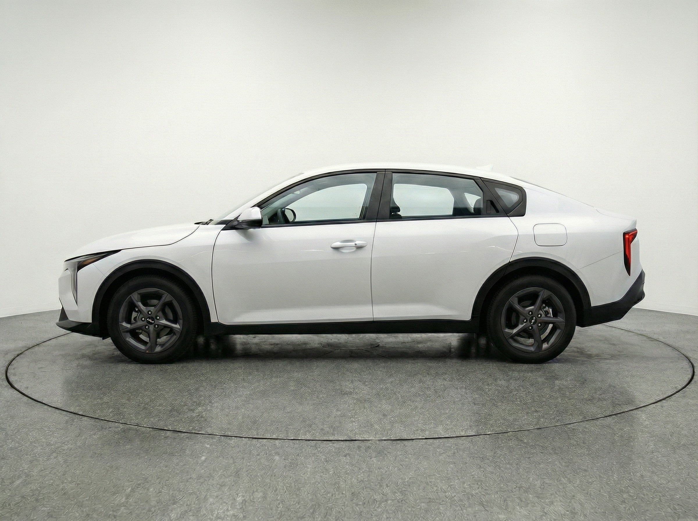 Thumbnail: 2025 Kia K4 - 4