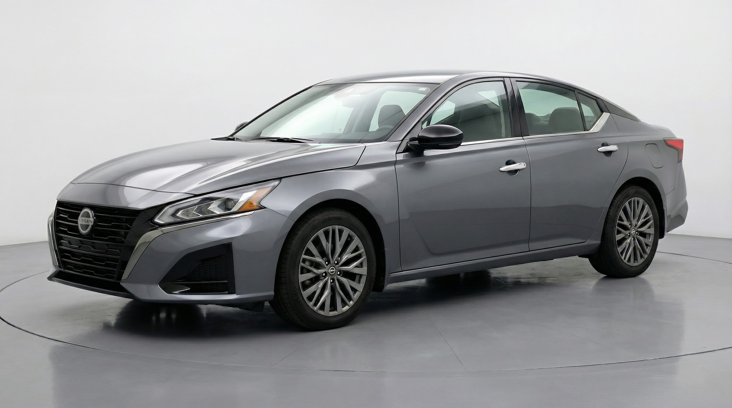 Thumbnail: 2025 Nissan Altima - 3