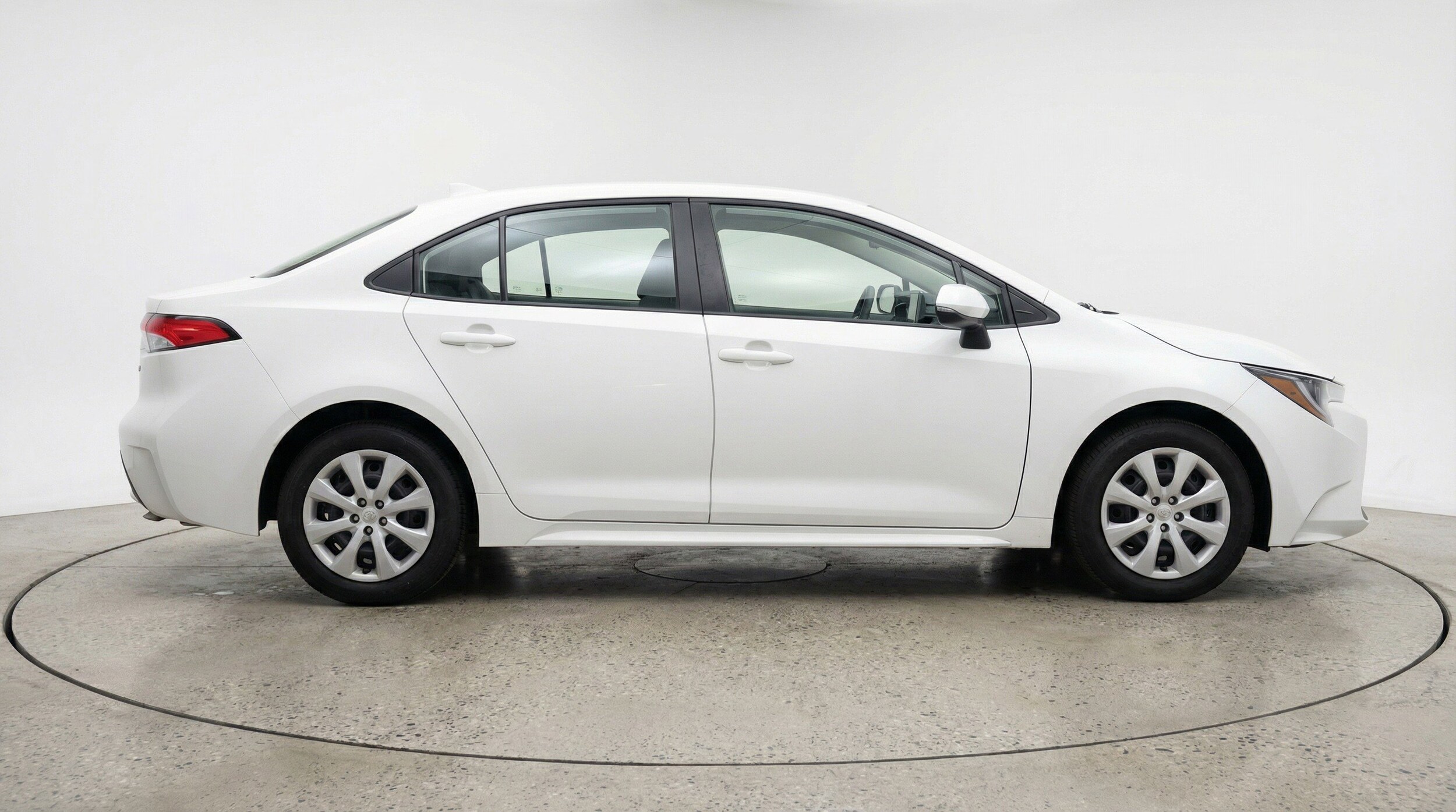 Thumbnail: 2025 Toyota Corolla - 11