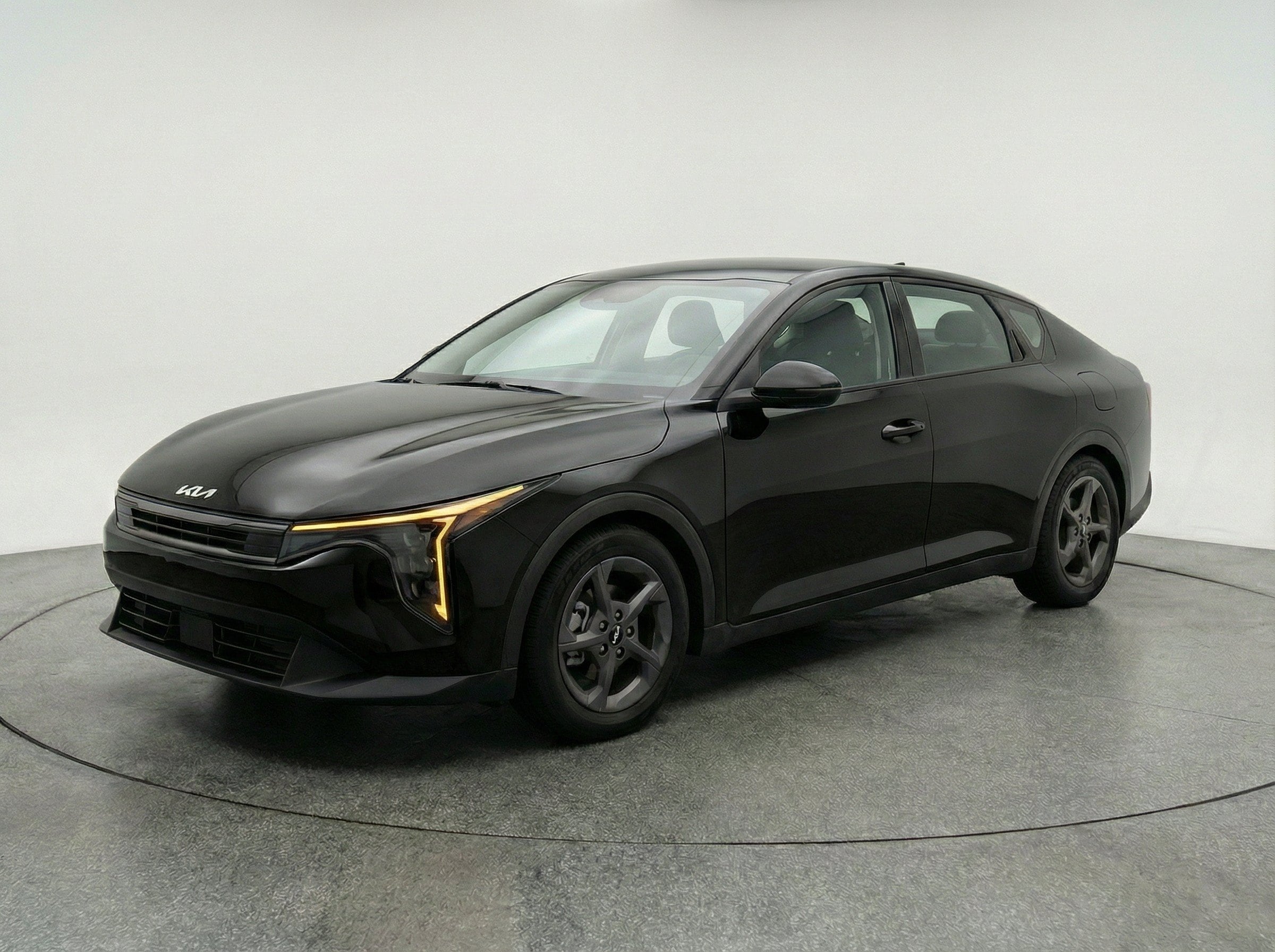 Thumbnail: 2025 Kia K4 - 3