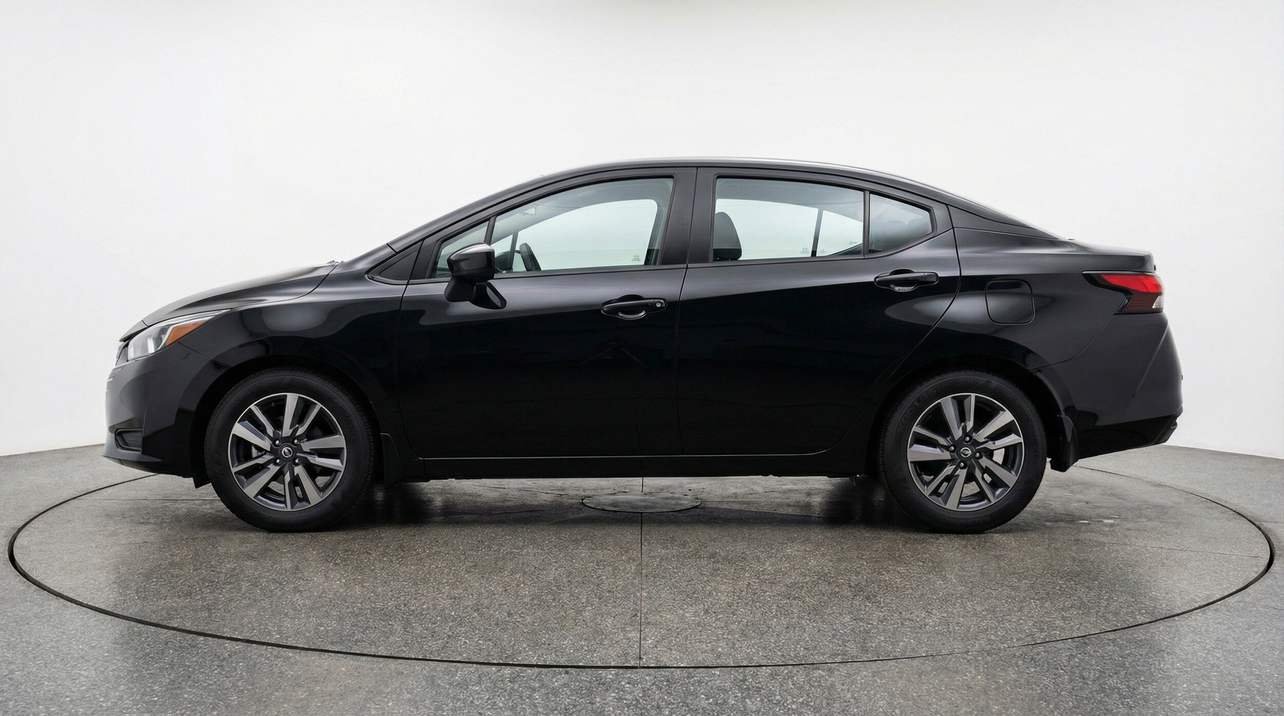 Thumbnail: 2025 Nissan Versa - 5