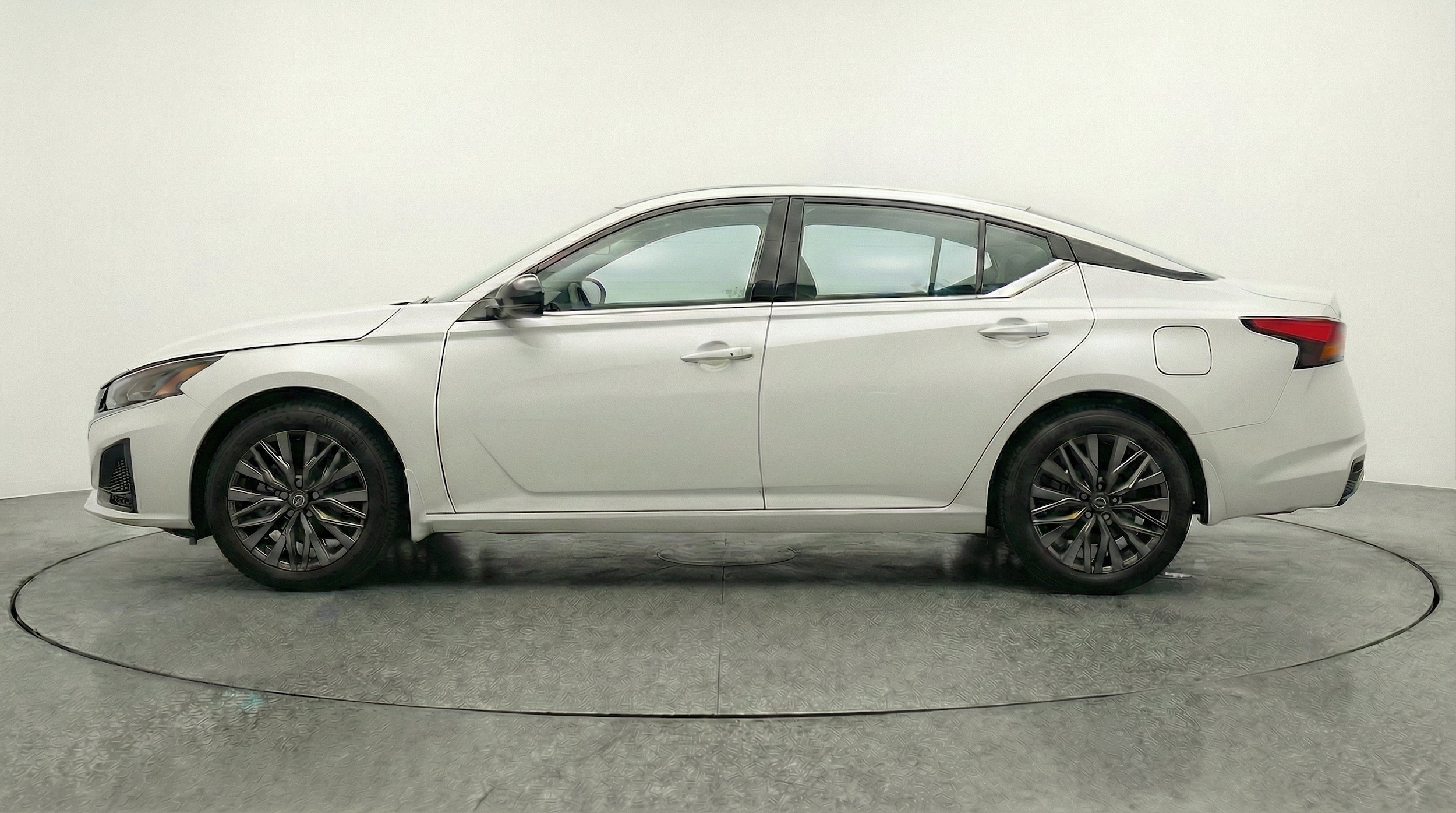 Thumbnail: 2026 Nissan Altima - 5