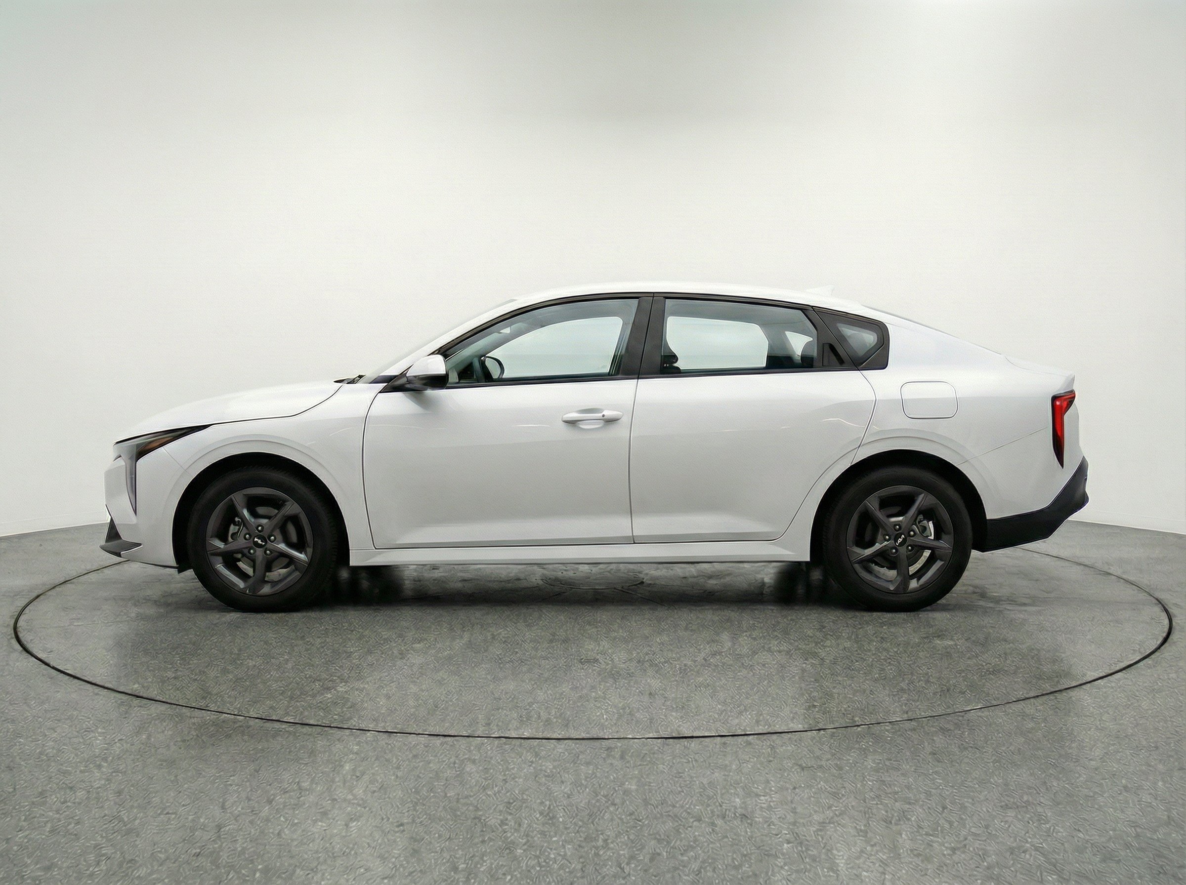 Thumbnail: 2025 Kia K4 - 5