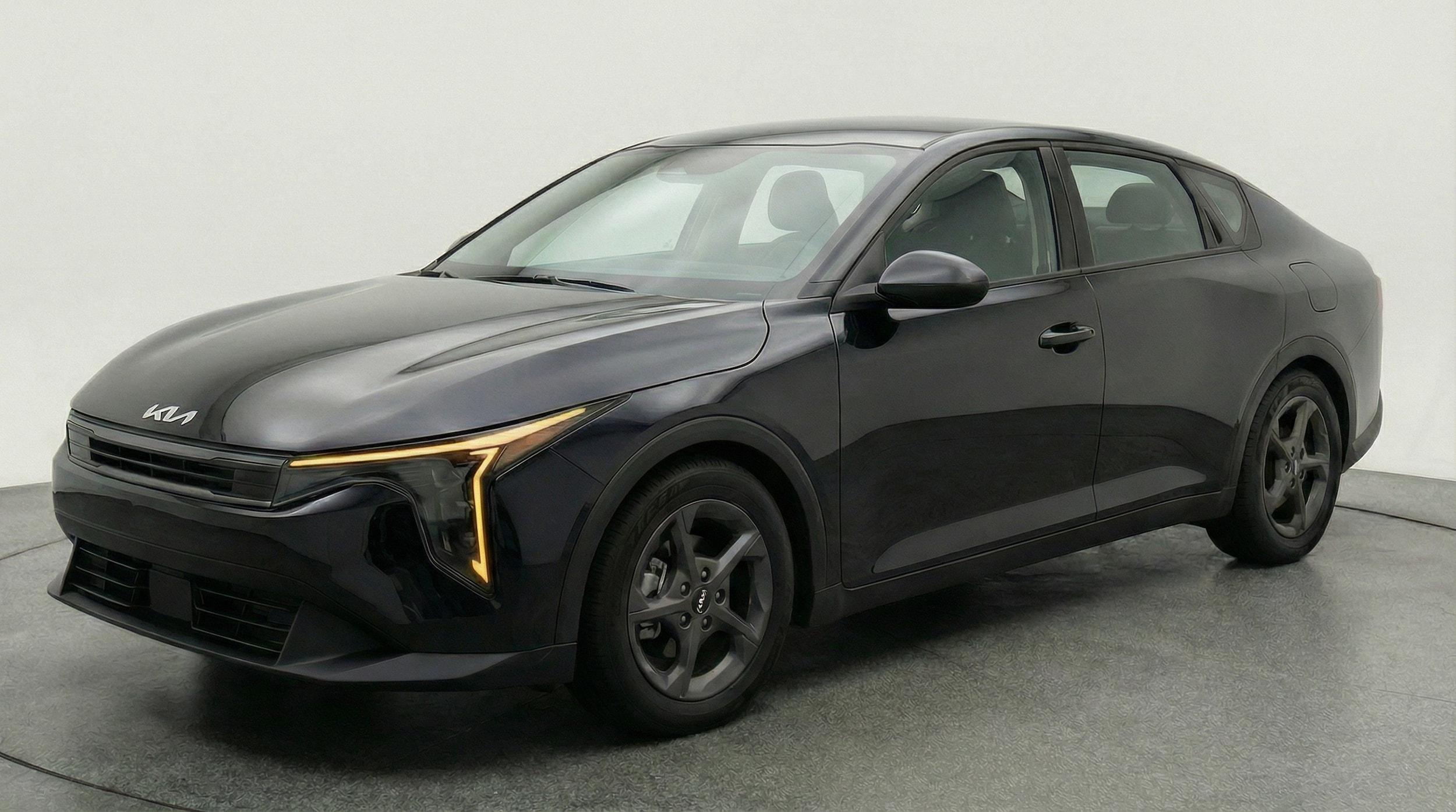 Thumbnail: 2025 Kia K4 - 3