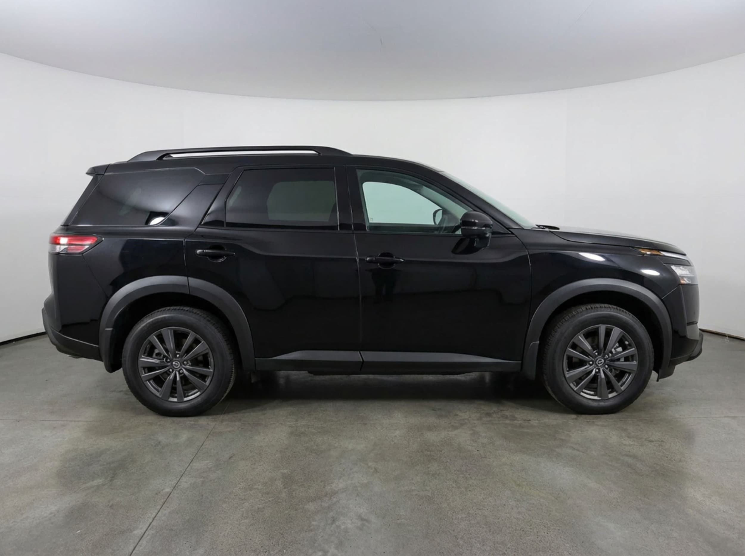 Thumbnail: 2025 Nissan Pathfinder - 8