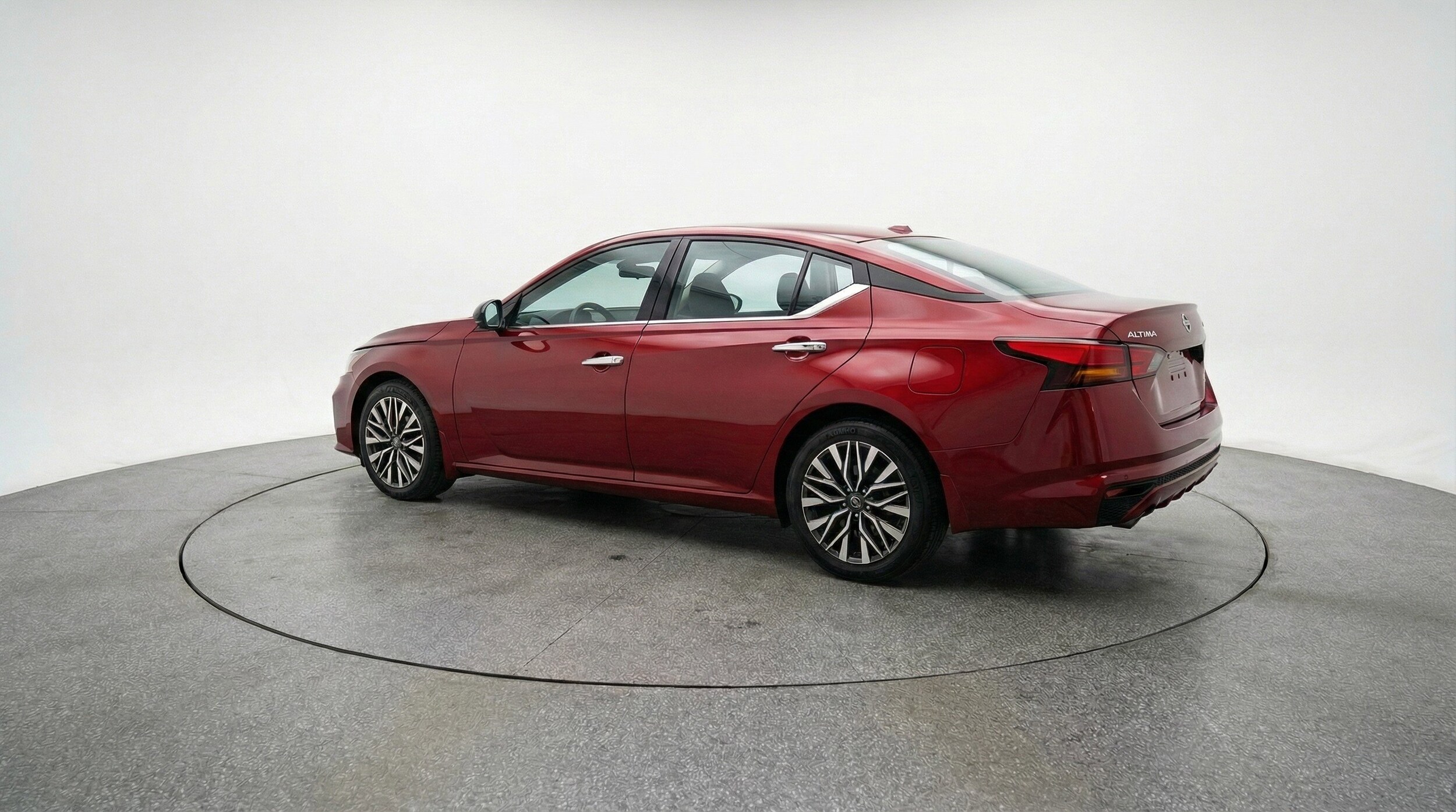 Thumbnail: 2025 Nissan Altima - 6