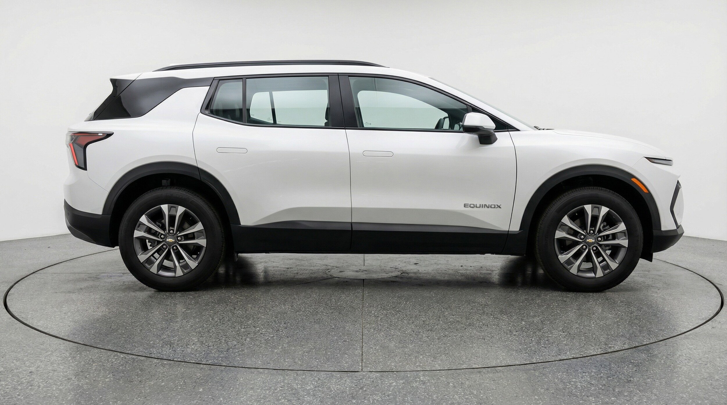 Thumbnail: 2025 Chevrolet Equinox - 11