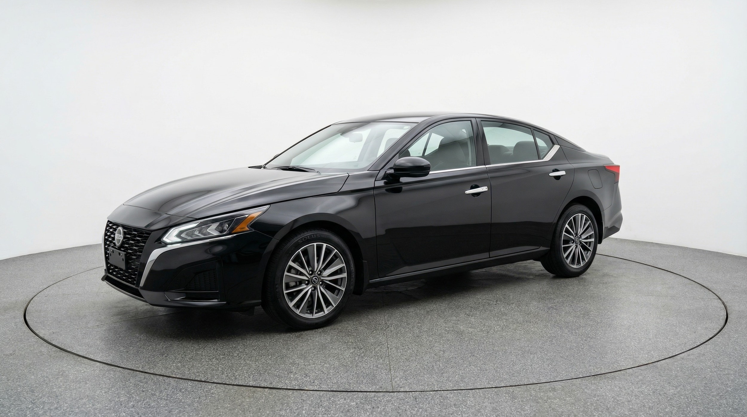 Thumbnail: 2025 Nissan Altima - 3