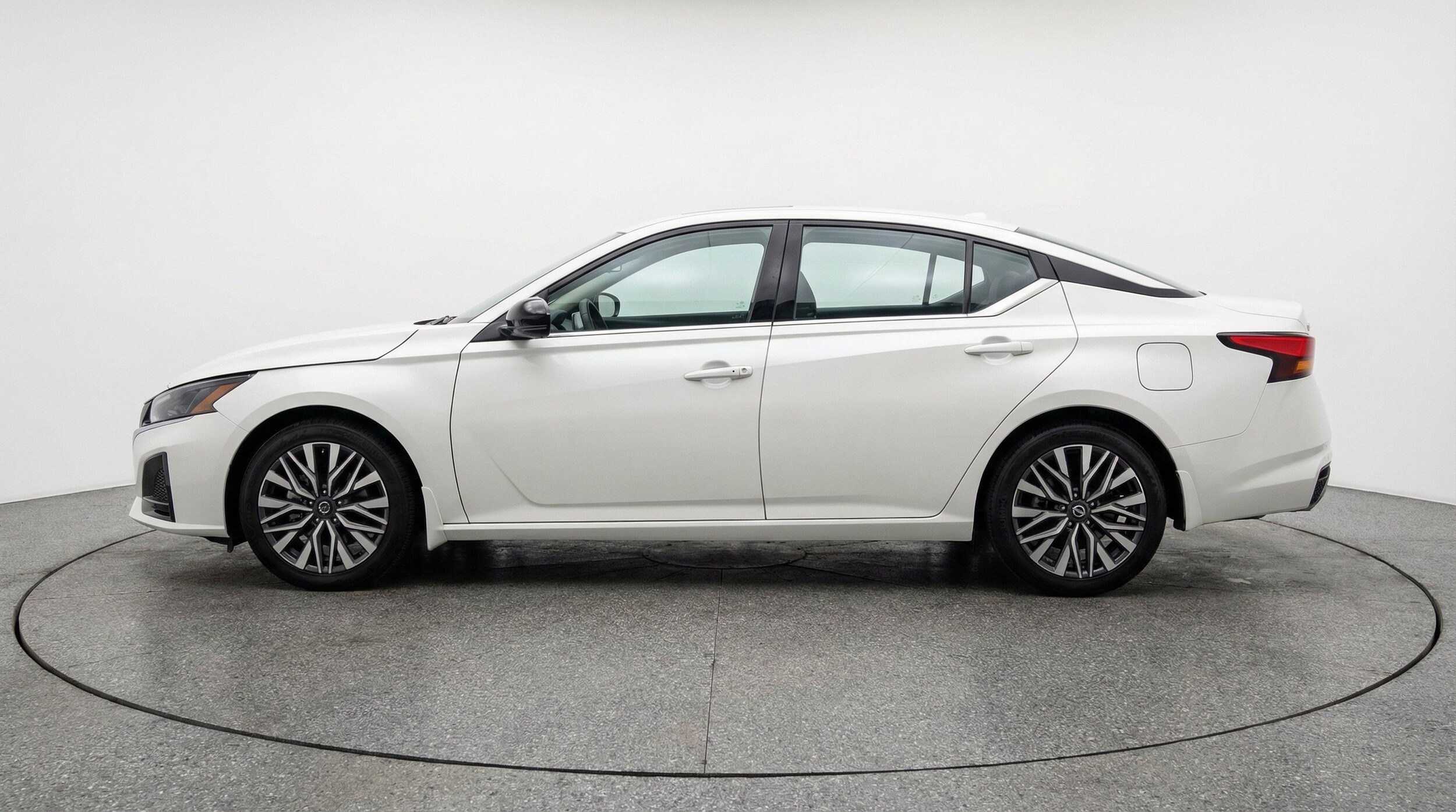 Thumbnail: 2026 Nissan Altima - 5
