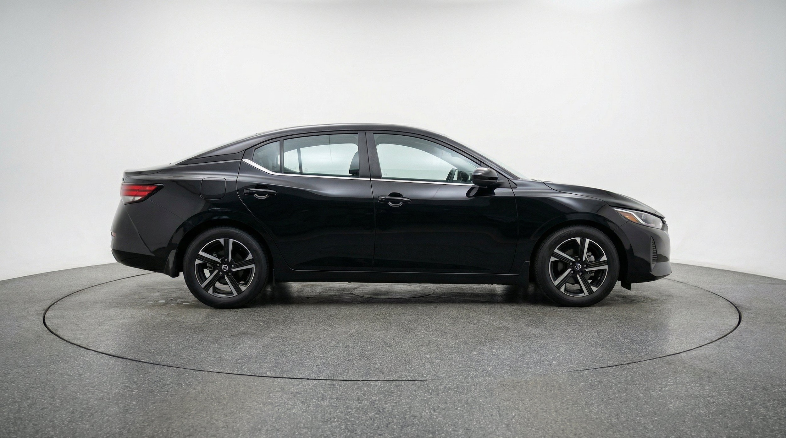 Thumbnail: 2025 Nissan Sentra - 11