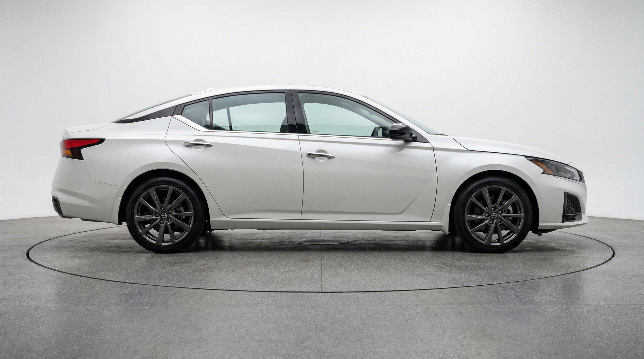 Thumbnail: 2025 Nissan Altima - 11