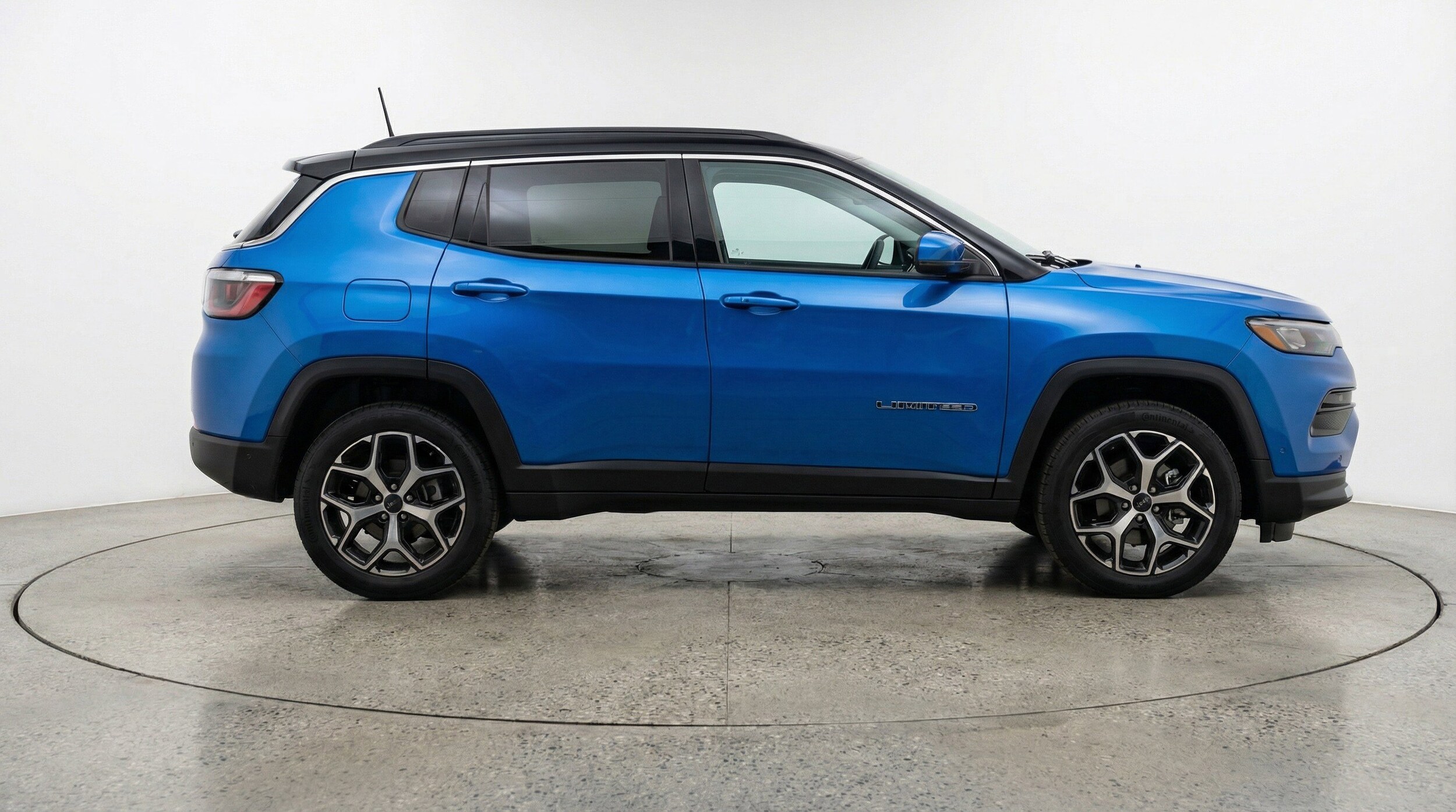 Thumbnail: 2025 Jeep Compass - 11