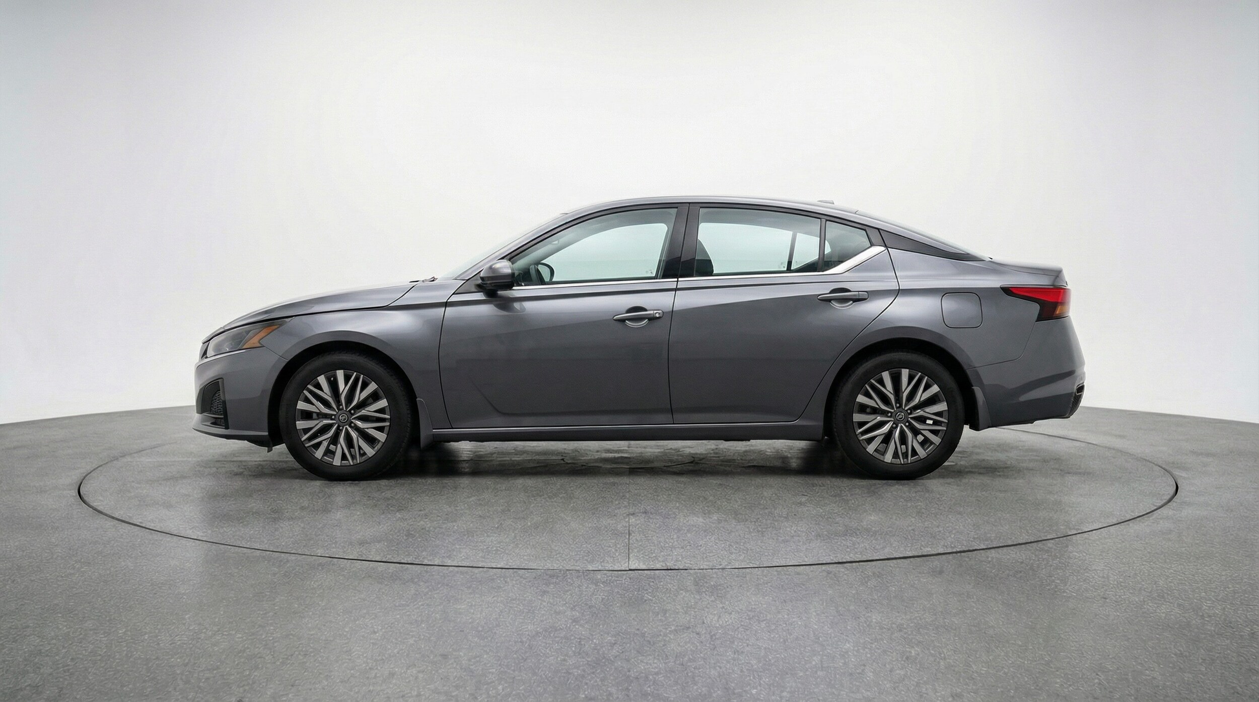 Thumbnail: 2025 Nissan Altima - 4