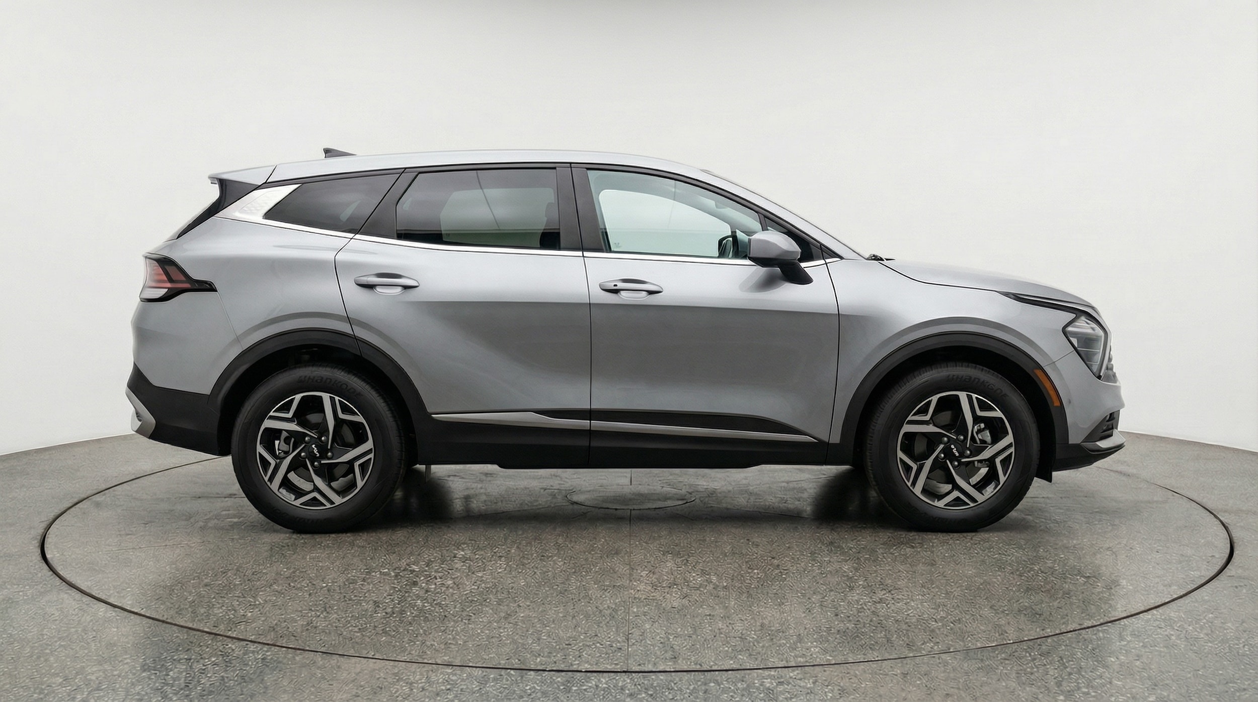 Thumbnail: 2025 Kia Sportage - 8