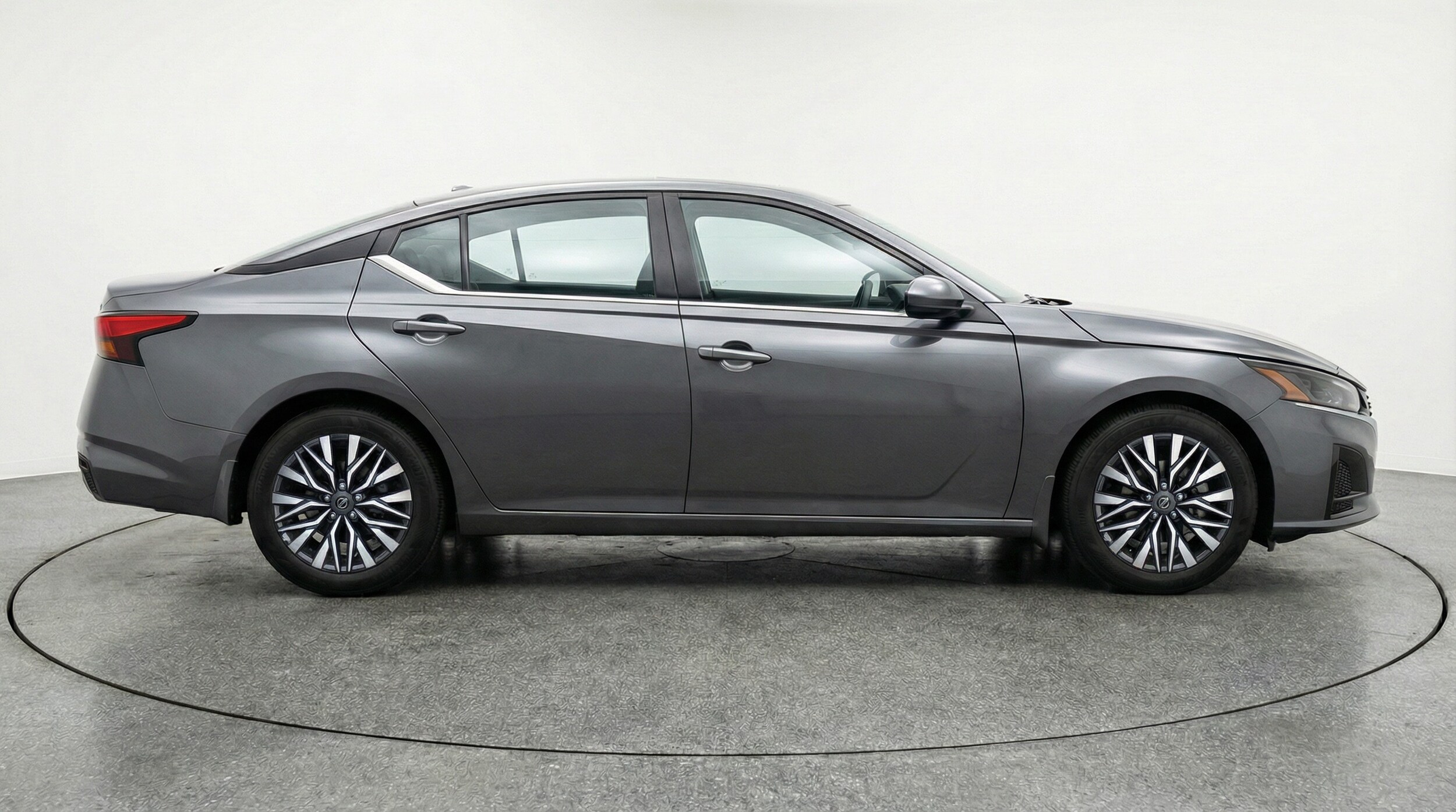 Thumbnail: 2025 Nissan Altima - 8