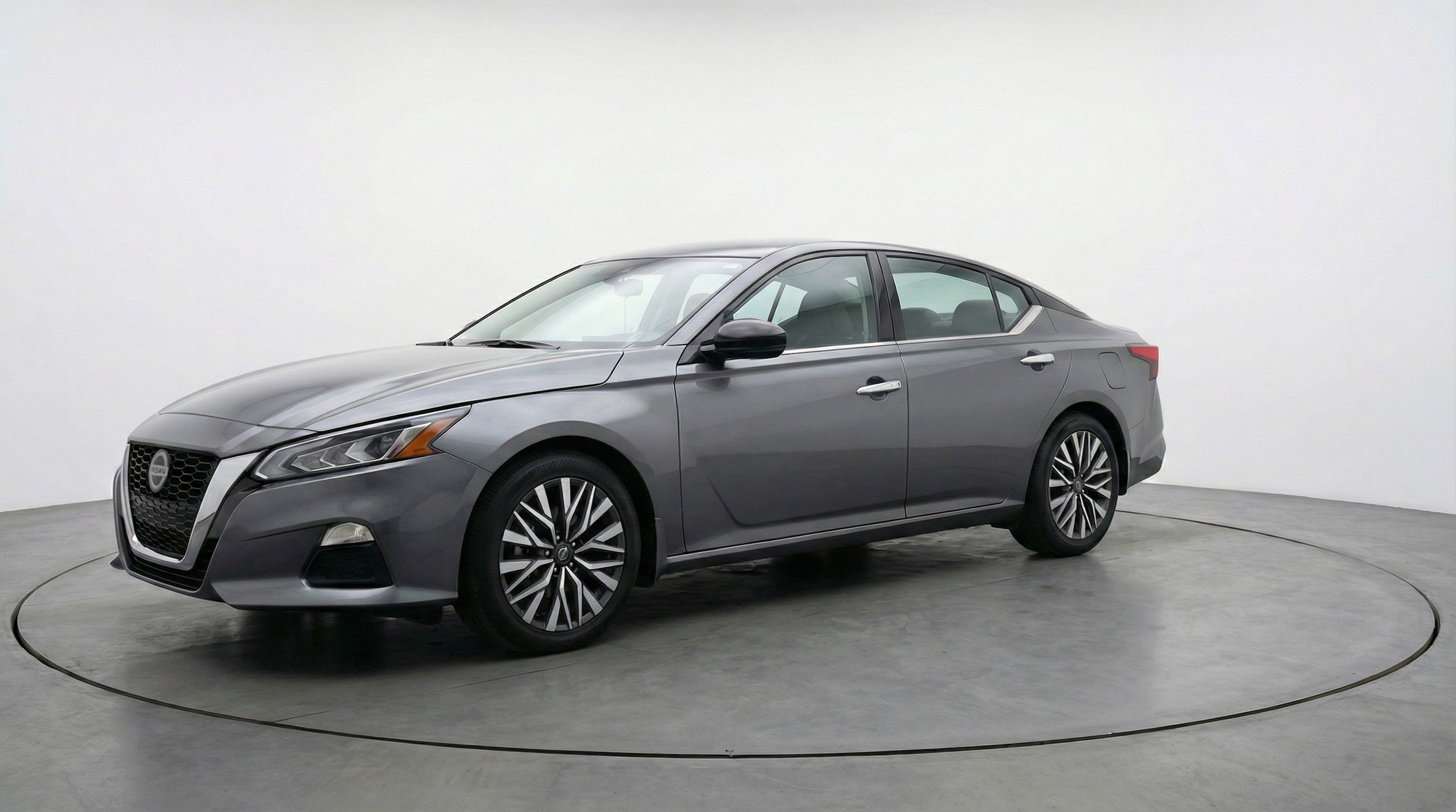 Thumbnail: 2025 Nissan Altima - 3