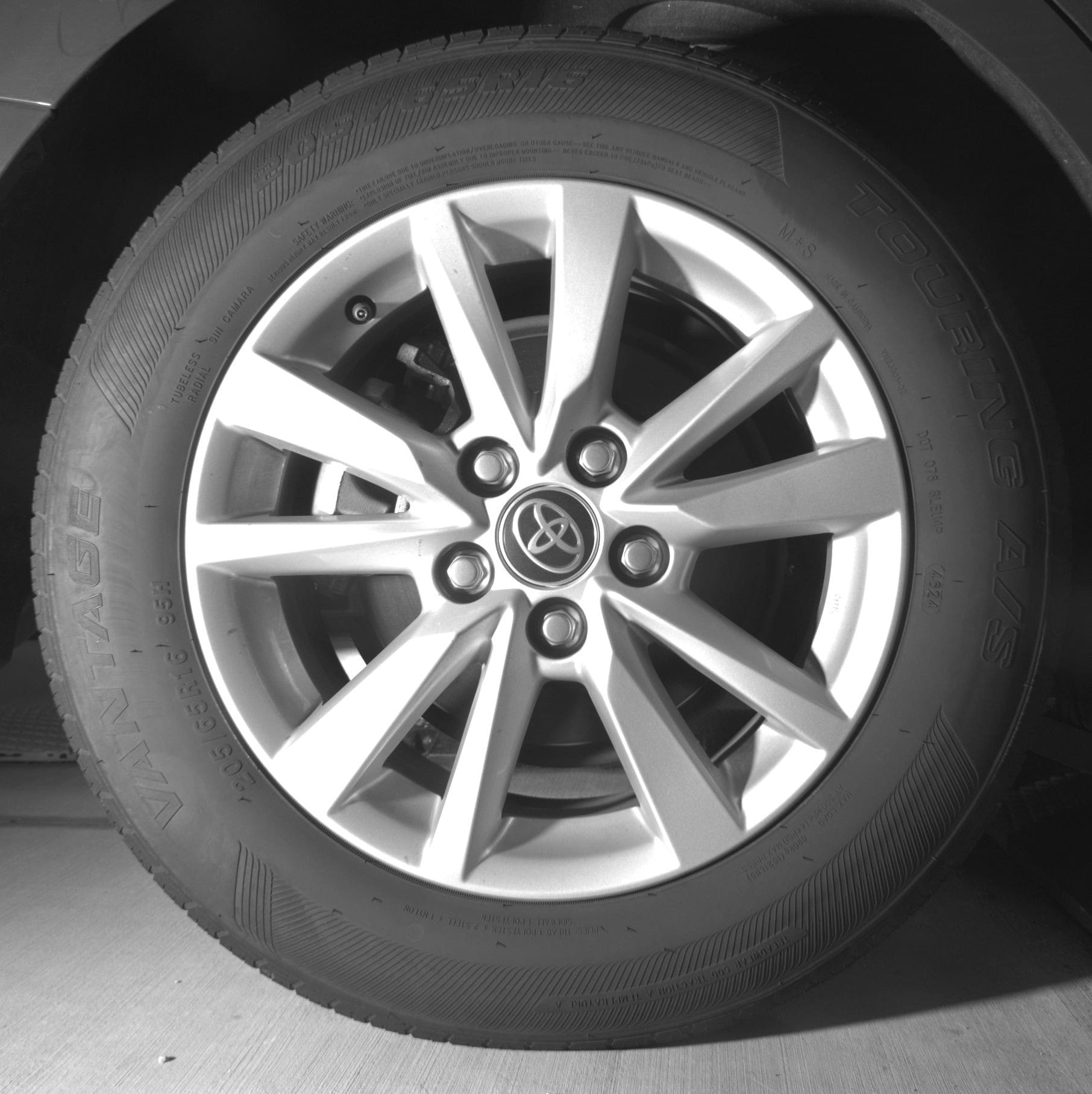 Thumbnail: 2025 Toyota Camry - 12