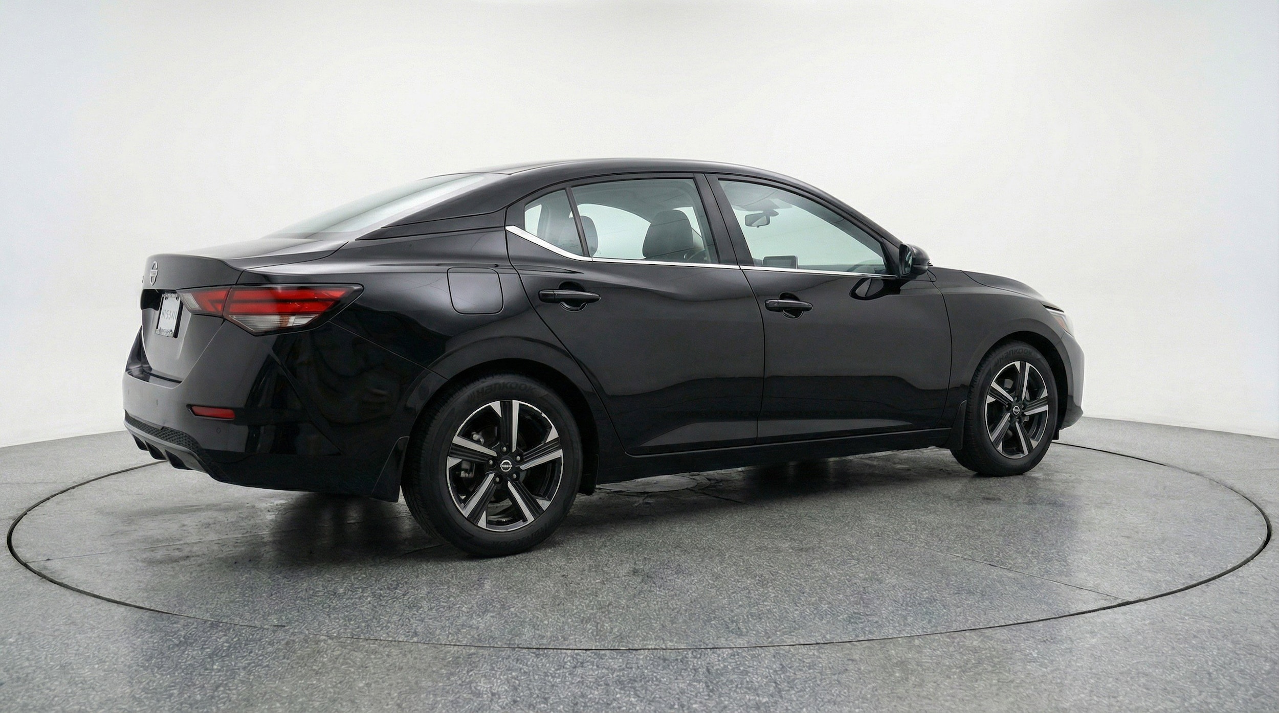 Thumbnail: 2025 Nissan Sentra - 9