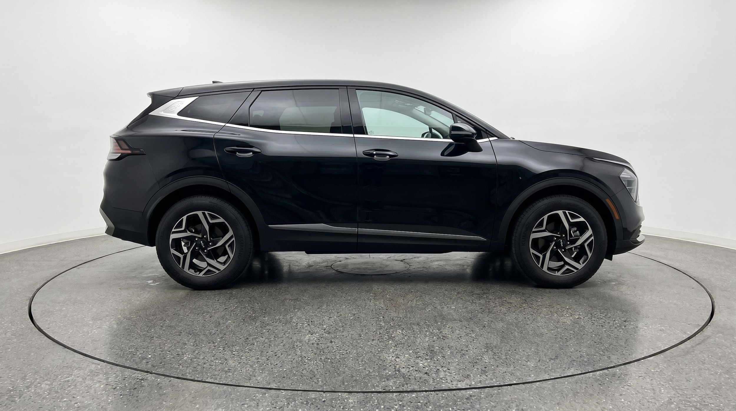 Thumbnail: 2025 Kia Sportage - 11