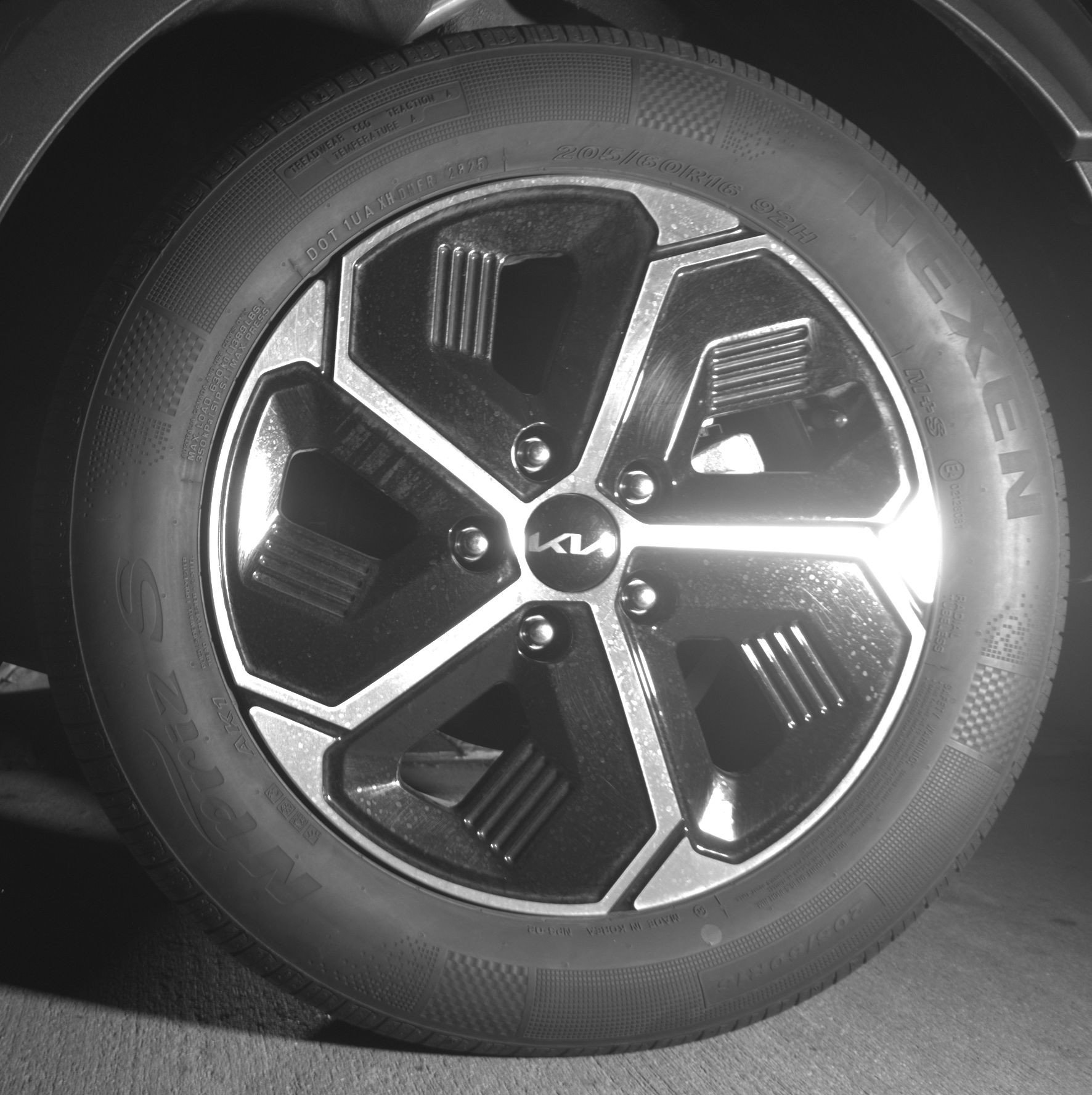 Thumbnail: 2026 Kia Niro - 14
