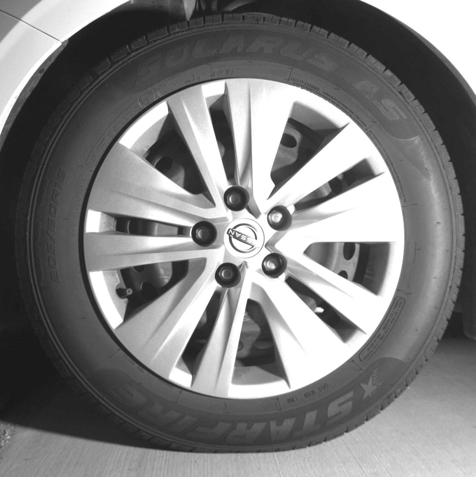 Thumbnail: 2025 Nissan Sentra - 9