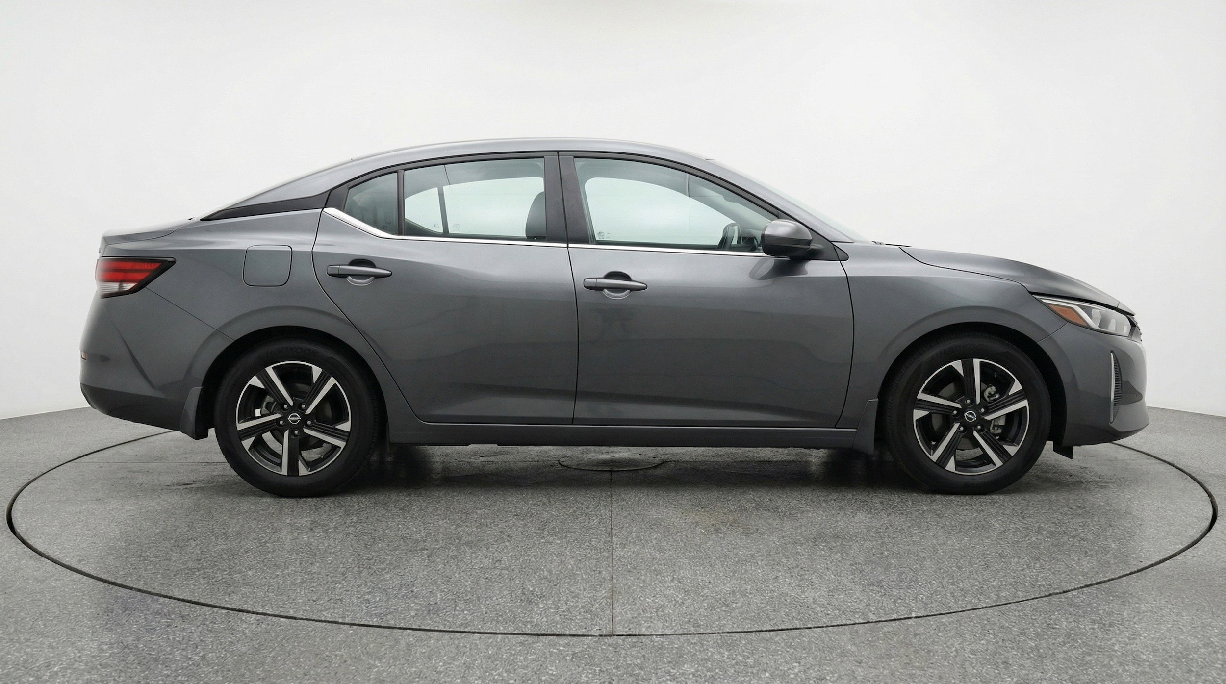 Thumbnail: 2025 Nissan Sentra - 11