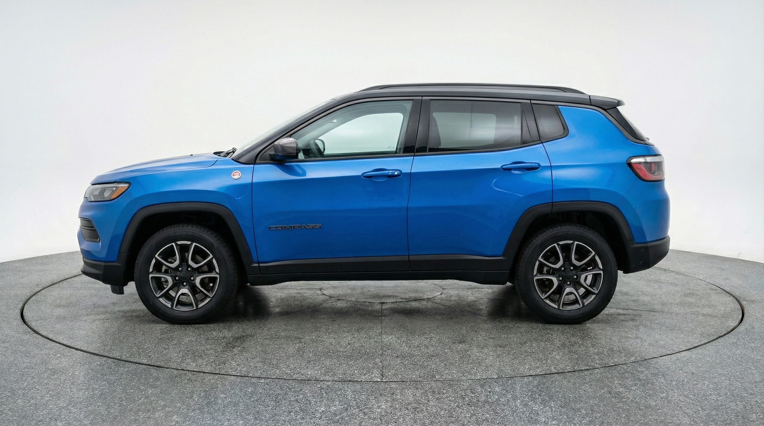 Thumbnail: 2025 Jeep Compass - 4
