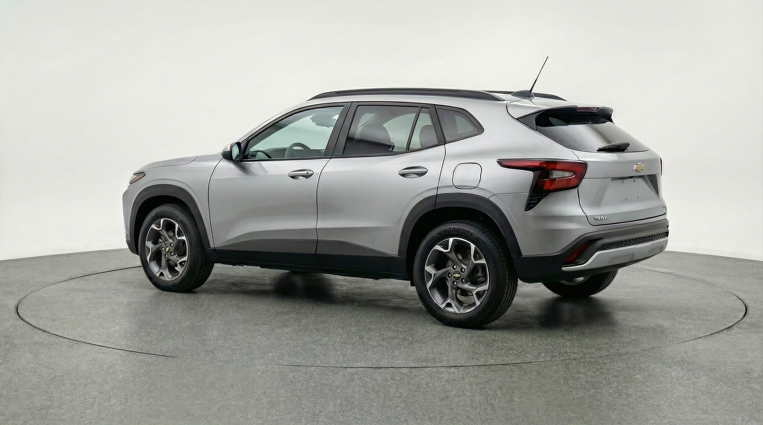 Thumbnail: 2025 Chevrolet Trax - 5