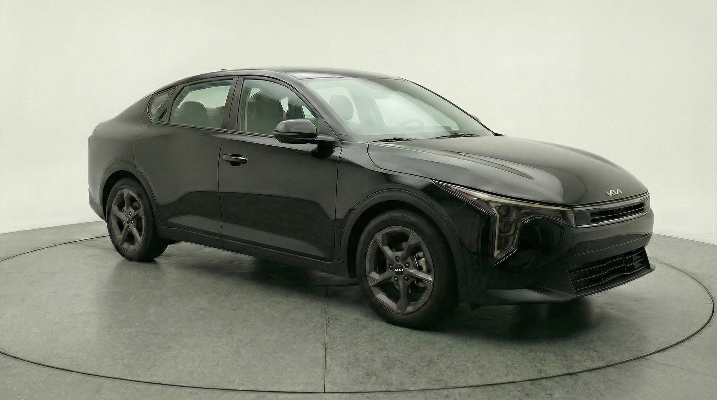 Thumbnail: 2025 Kia K4 - 1