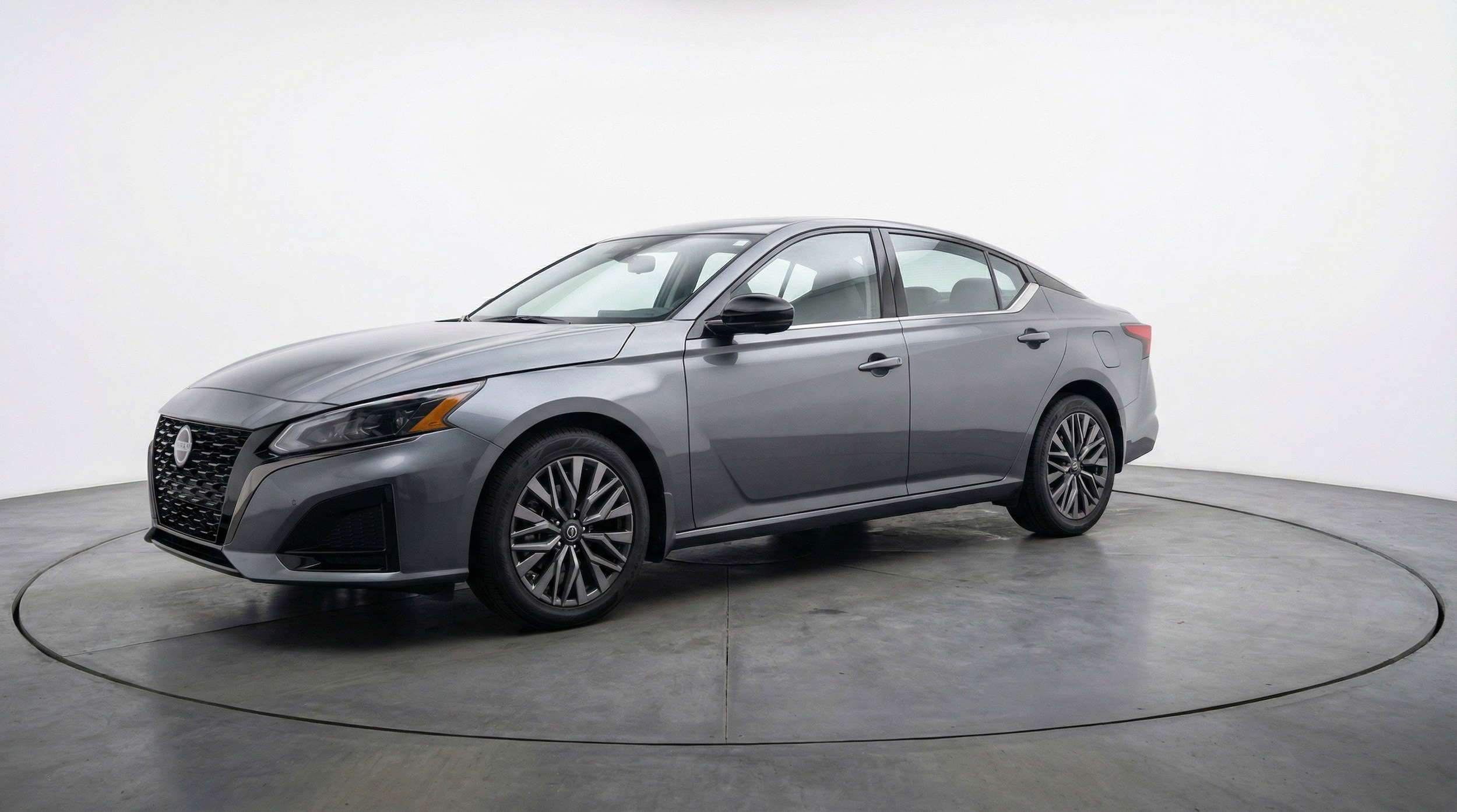 Thumbnail: 2025 Nissan Altima - 3