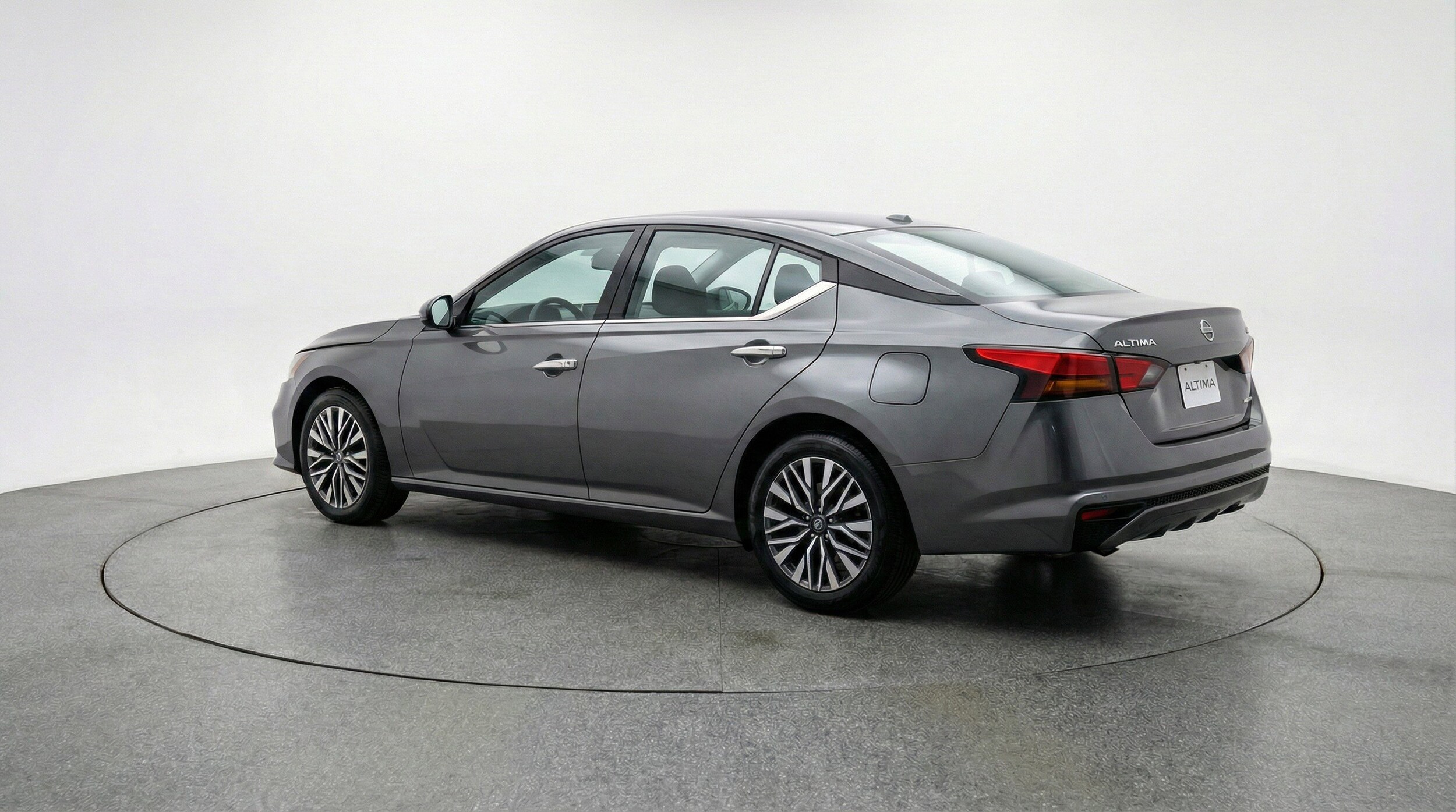 Thumbnail: 2025 Nissan Altima - 6