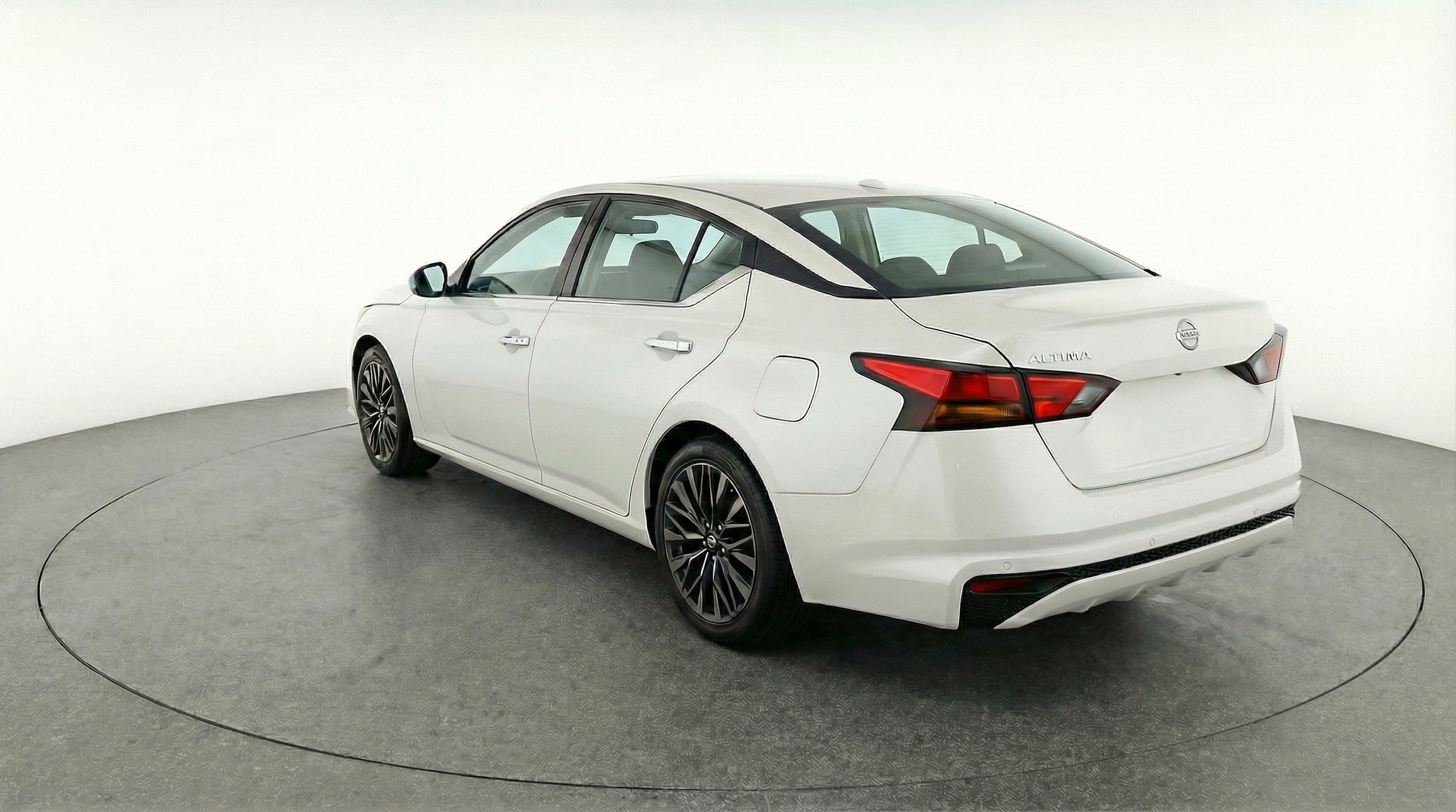 Thumbnail: 2025 Nissan Altima - 6