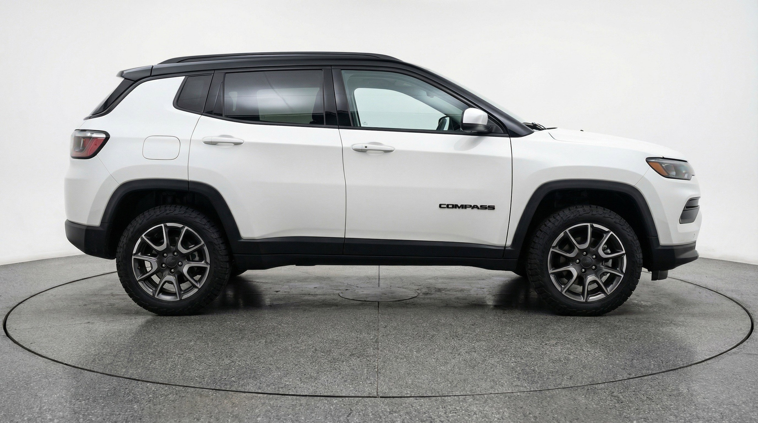 Thumbnail: 2025 Jeep Compass - 11