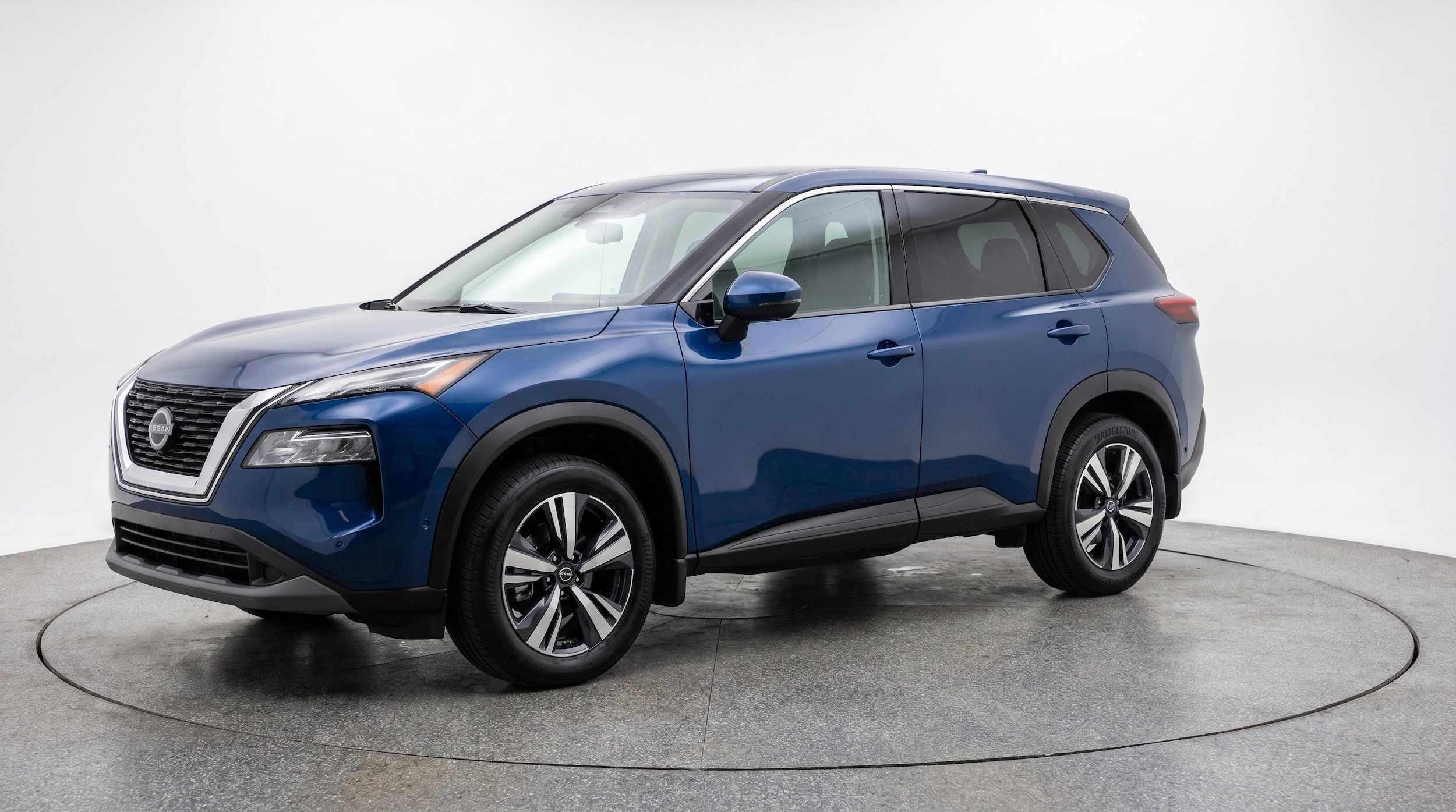Thumbnail: 2026 Nissan Rogue - 3