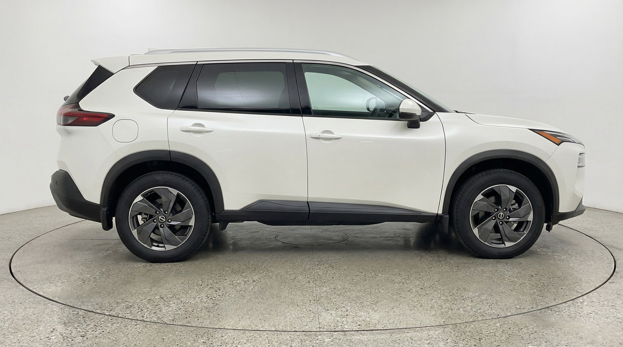 Thumbnail: 2025 Nissan Rogue - 11