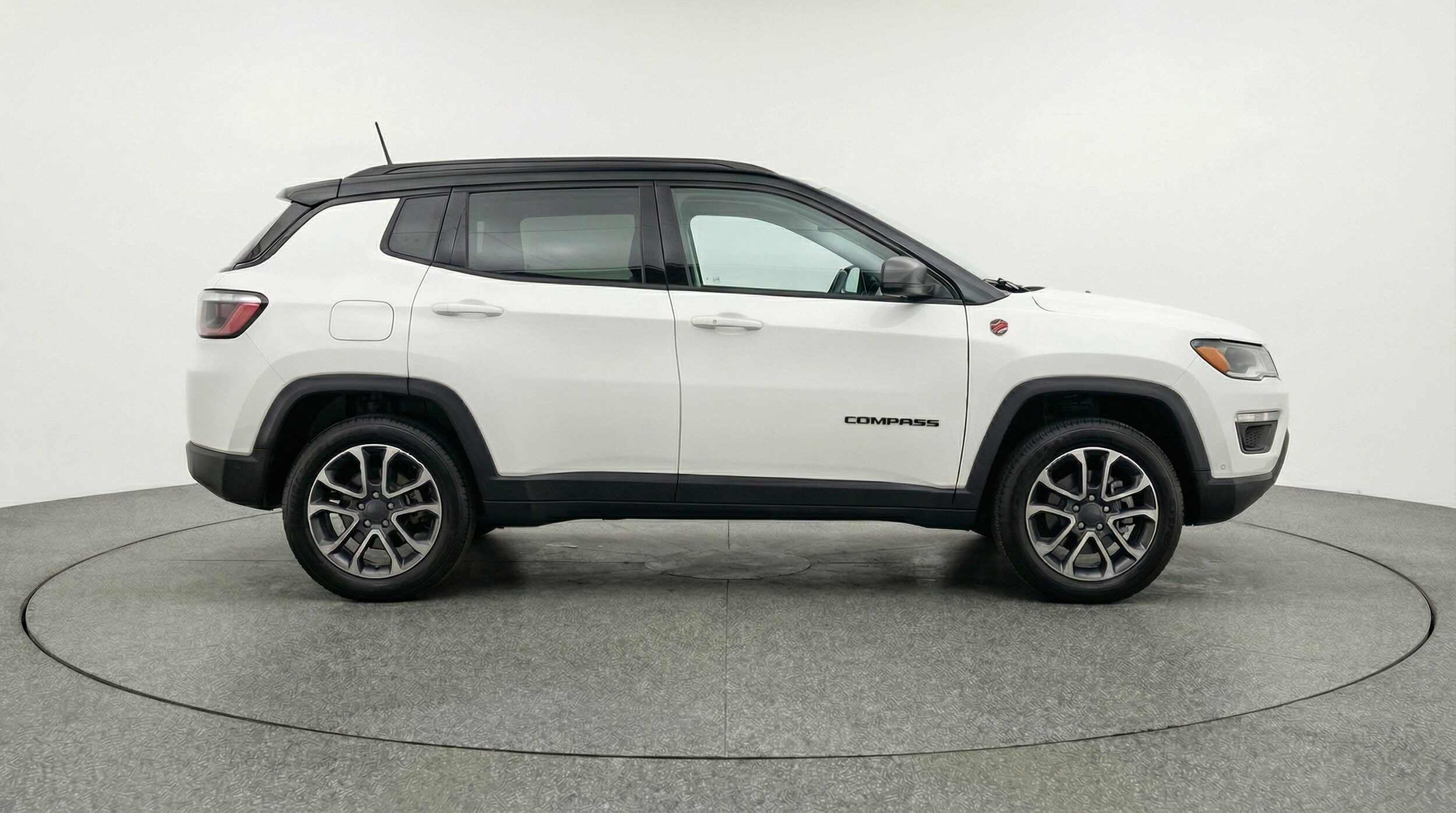 Thumbnail: 2025 Jeep Compass - 8