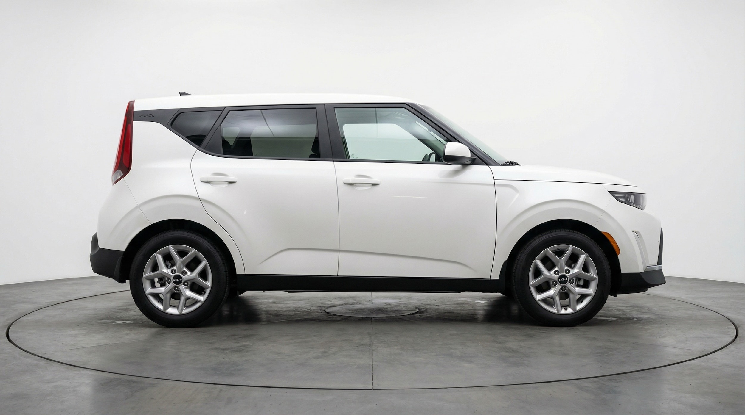 Thumbnail: 2025 Kia Soul - 8