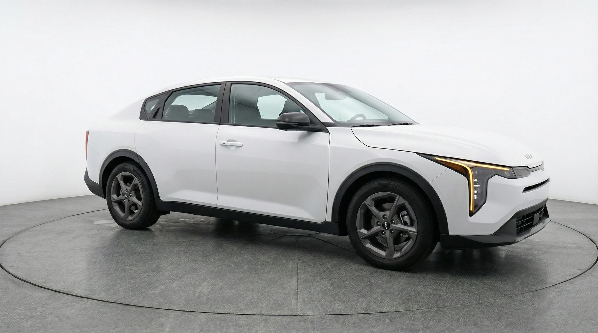 Thumbnail: 2025 Kia K4 - 1