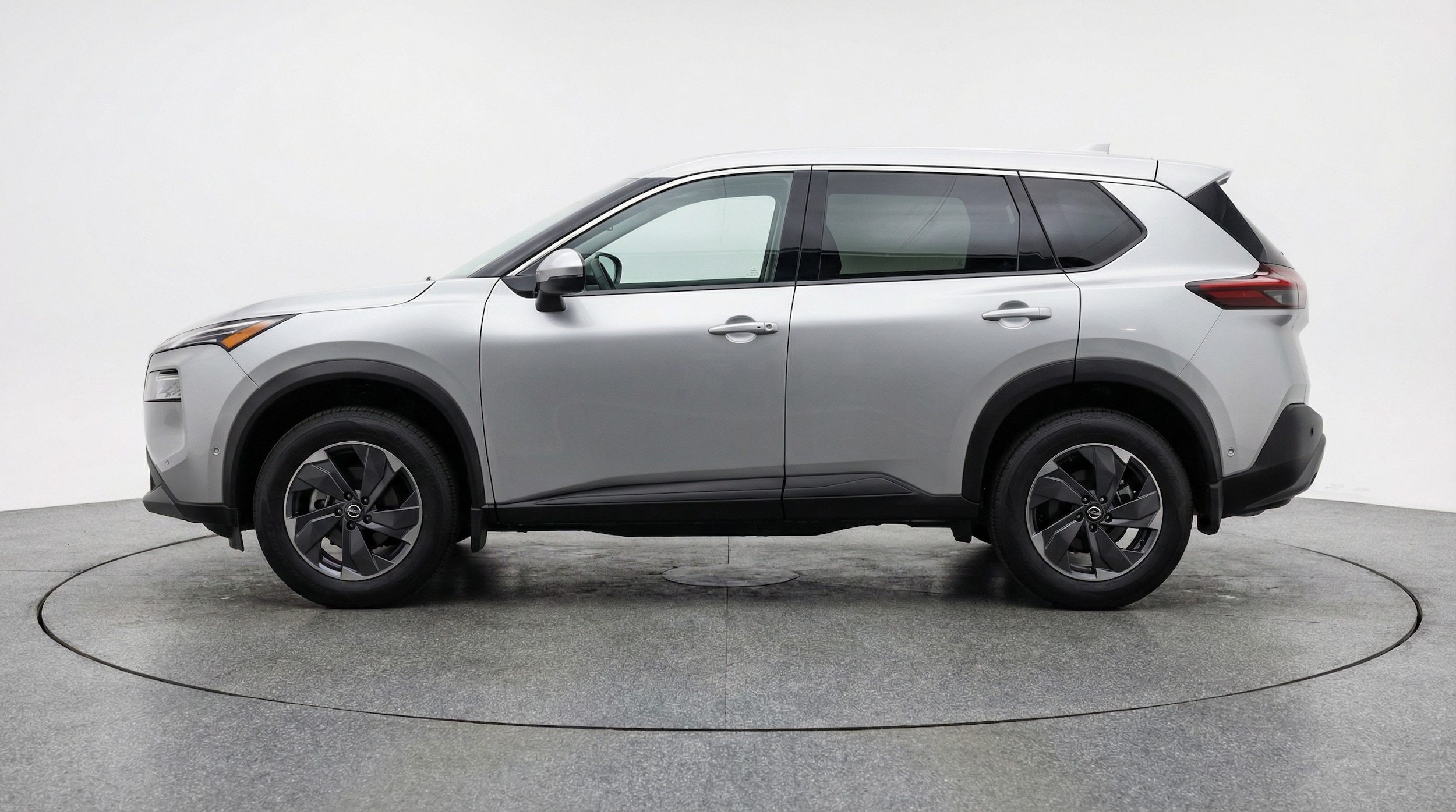 Thumbnail: 2025 Nissan Rogue - 4