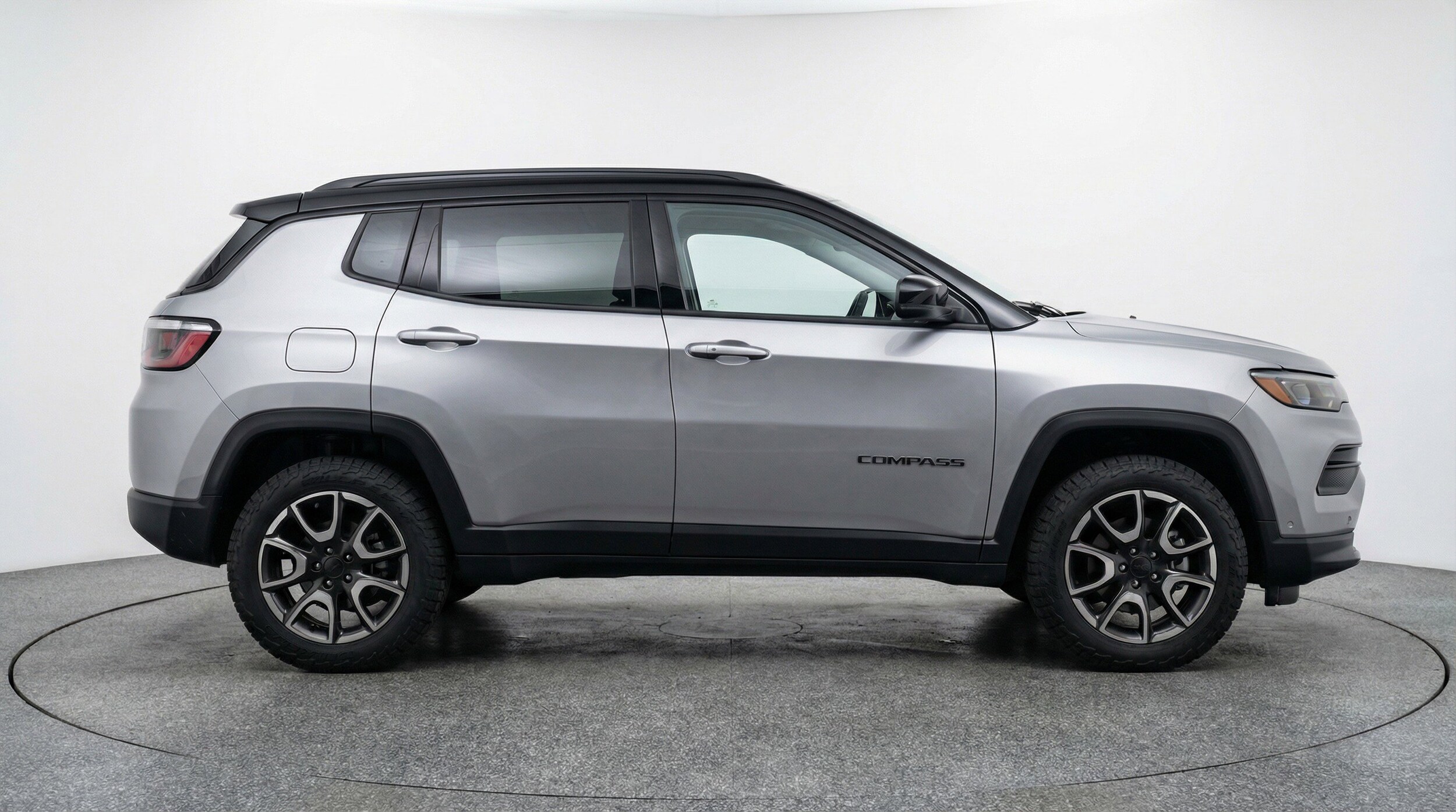 Thumbnail: 2025 Jeep Compass - 11