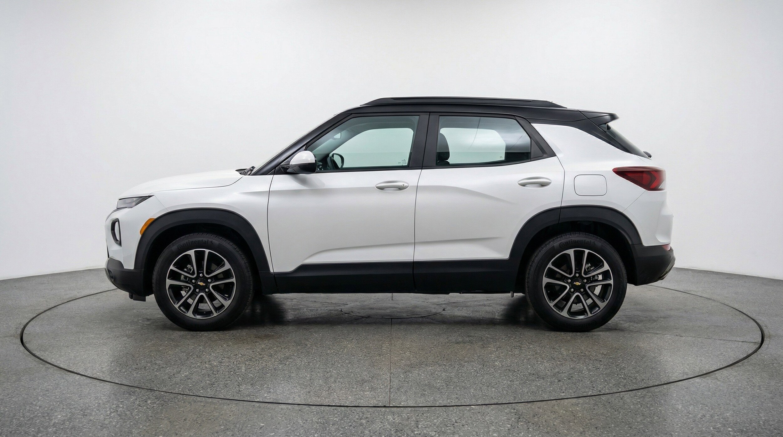 Thumbnail: 2025 Chevrolet TrailBlazer - 5