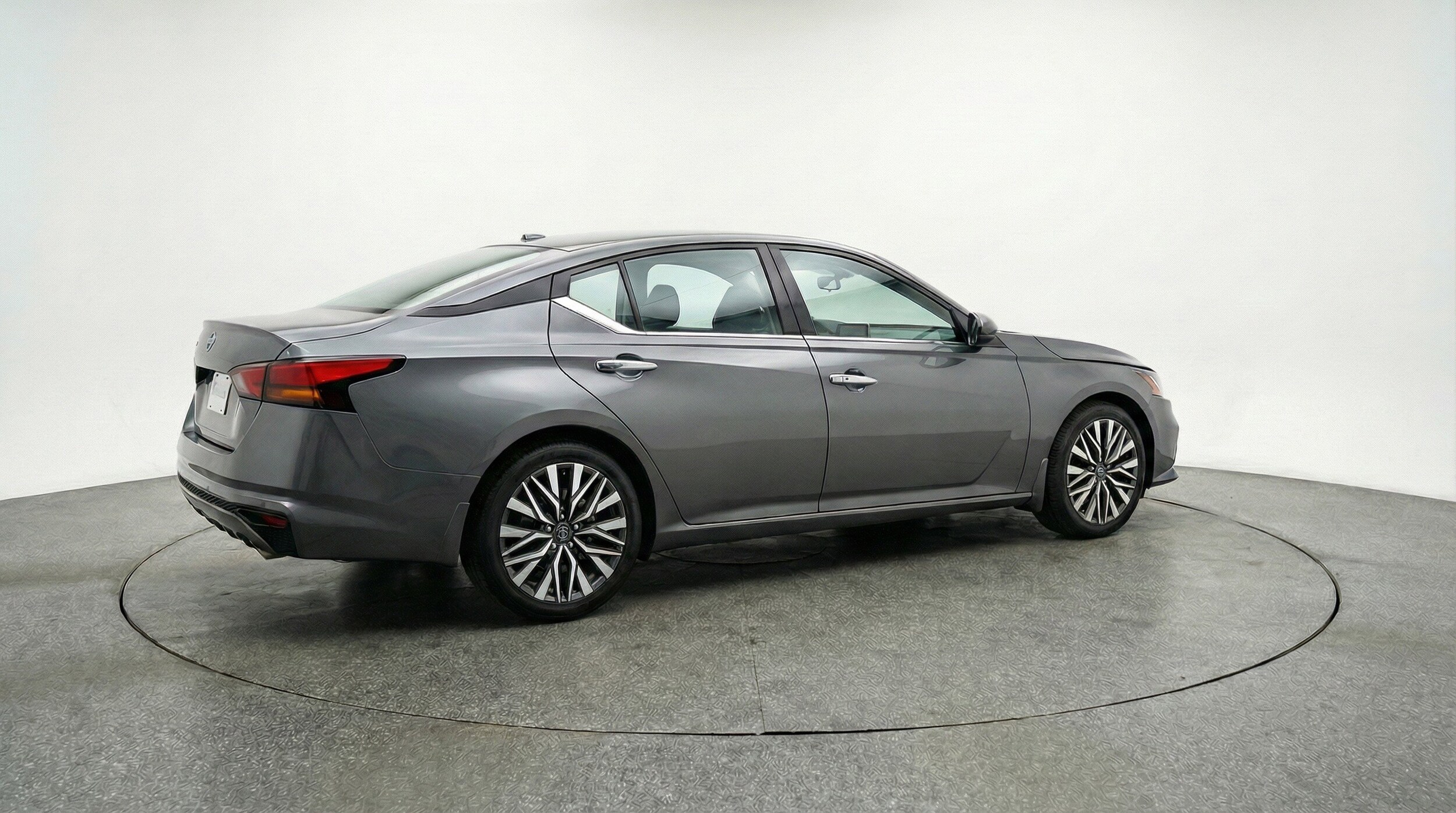 Thumbnail: 2025 Nissan Altima - 9
