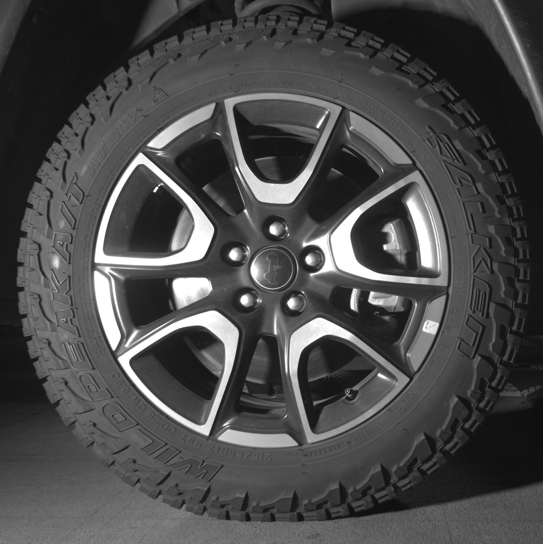 Thumbnail: 2025 Jeep Compass - 10