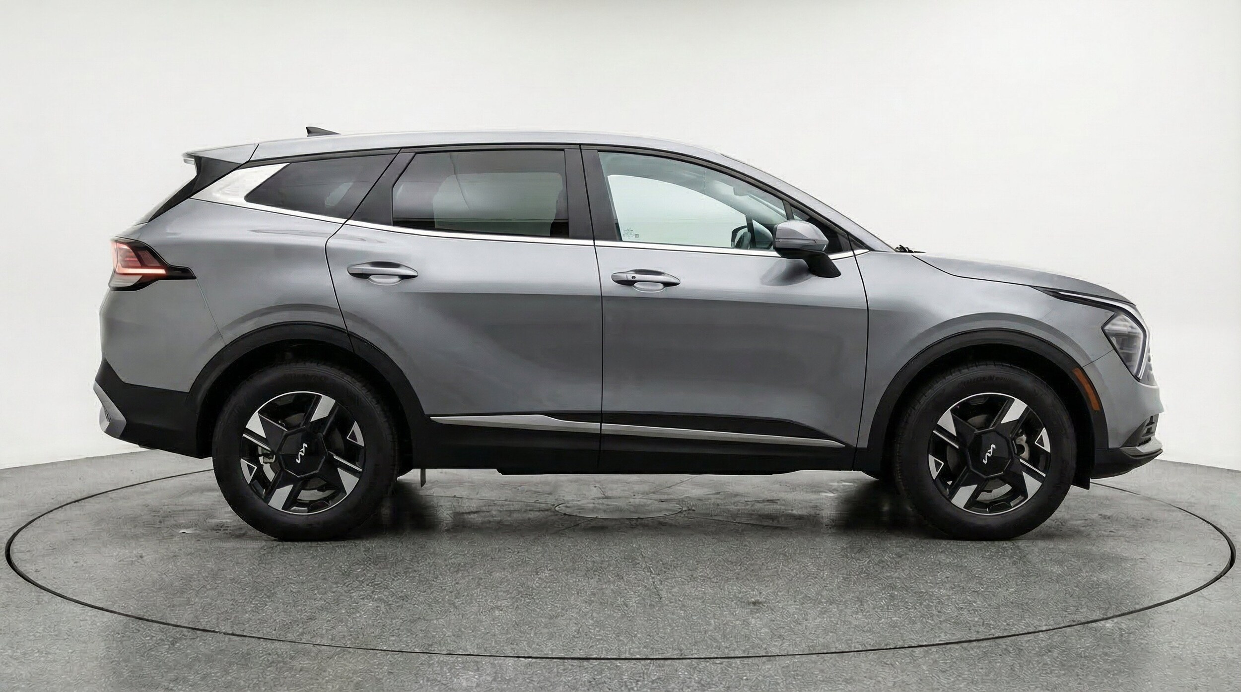 Thumbnail: 2026 Kia Sportage - 10