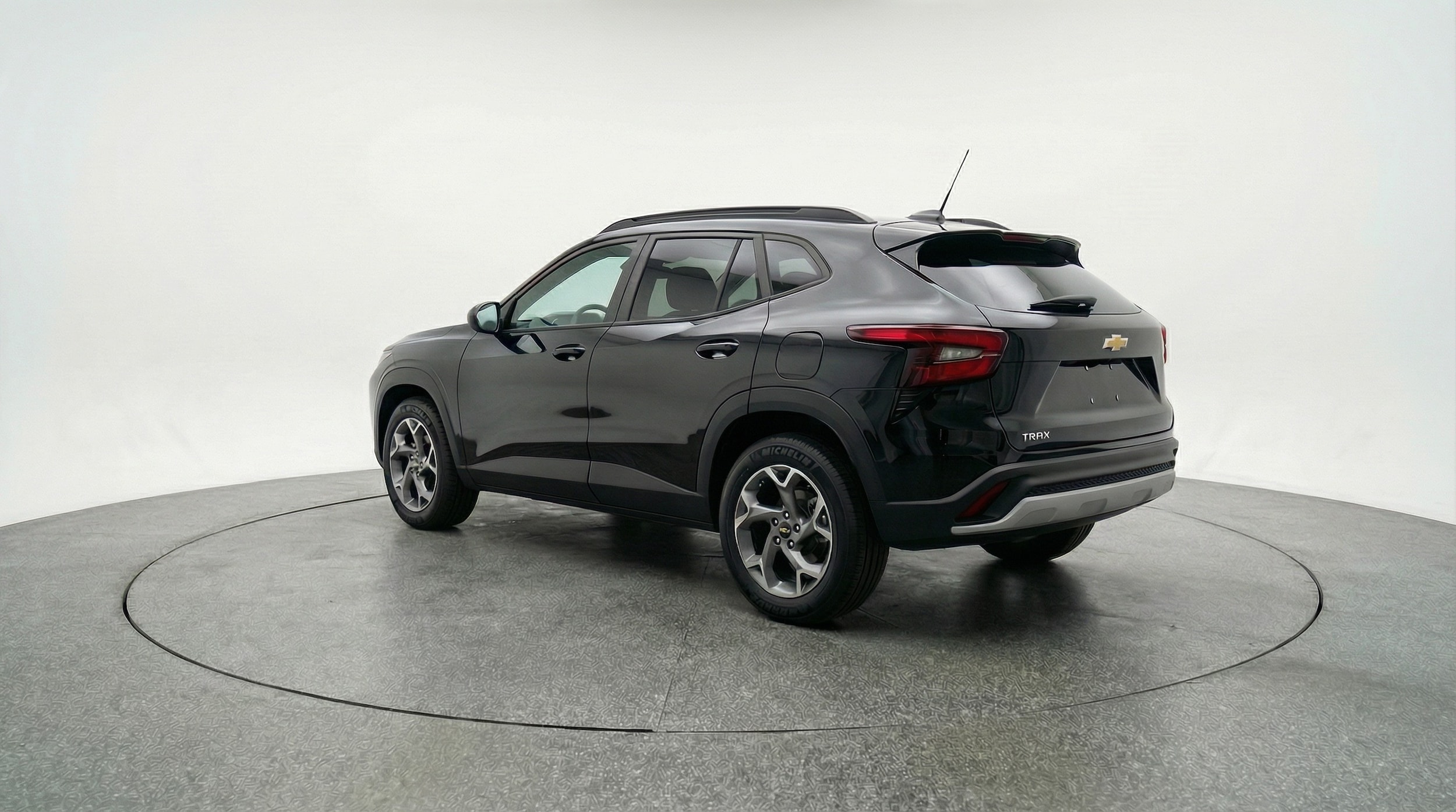 Thumbnail: 2025 Chevrolet Trax - 5