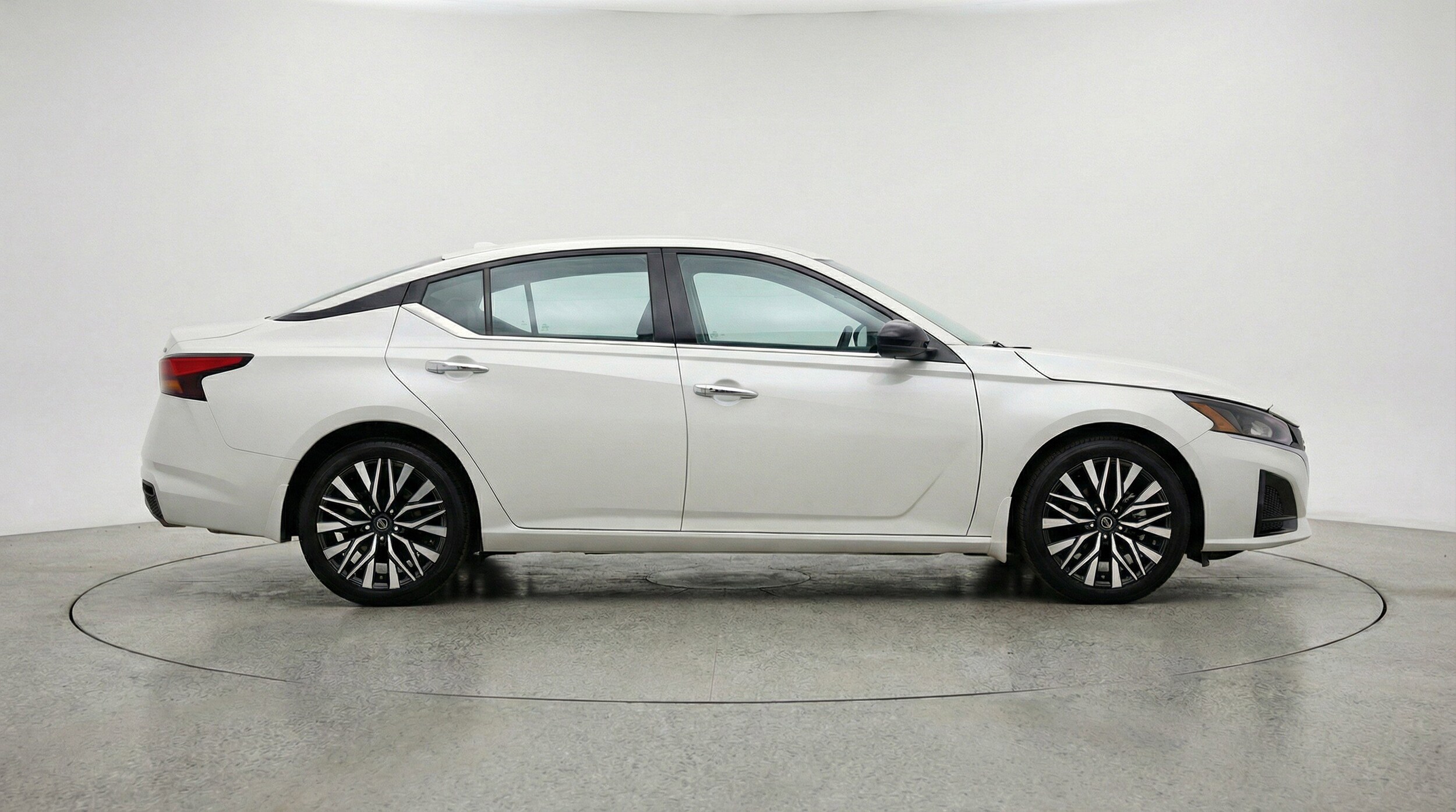 Thumbnail: 2025 Nissan Altima - 11