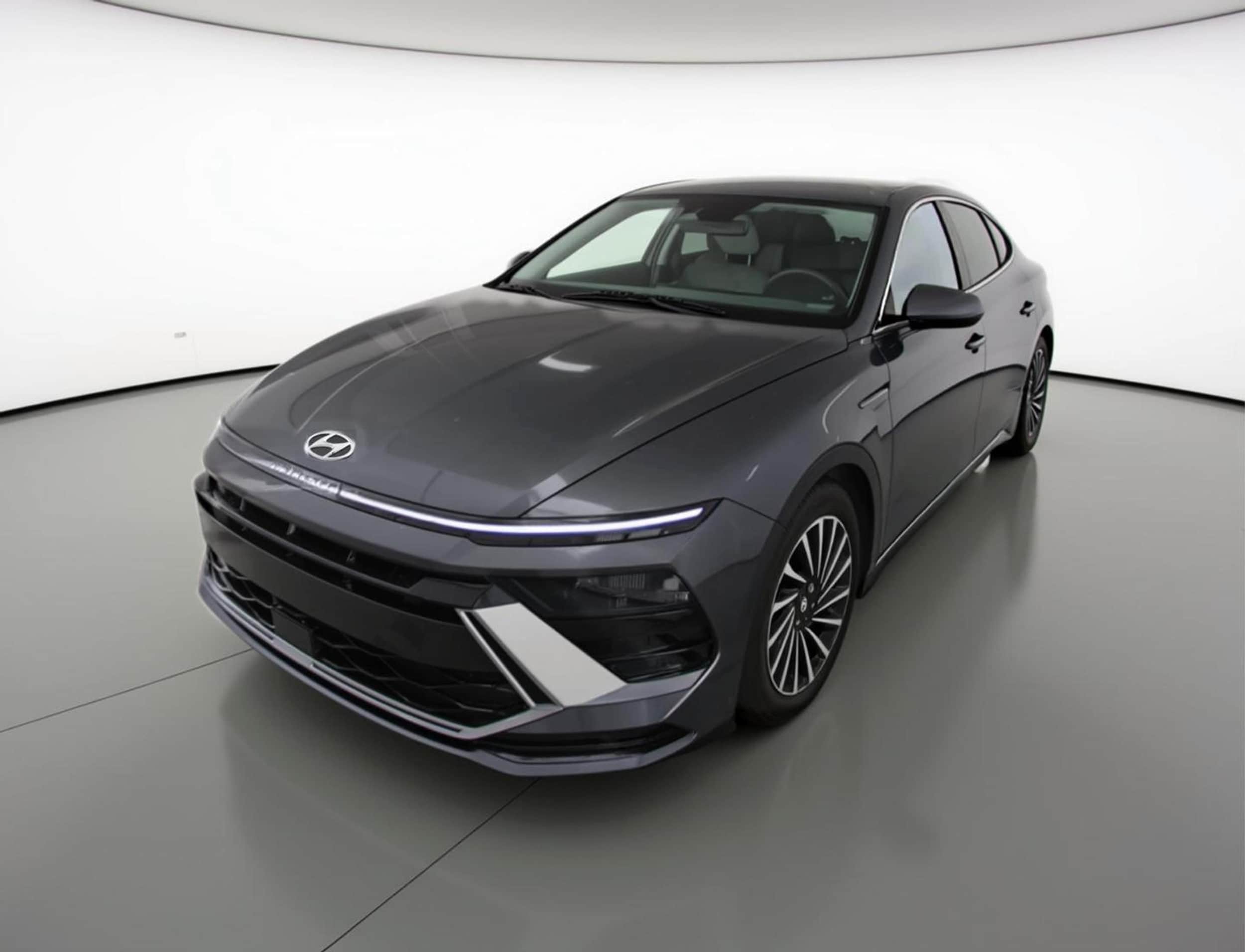 Thumbnail: 2025 Hyundai Sonata - 3