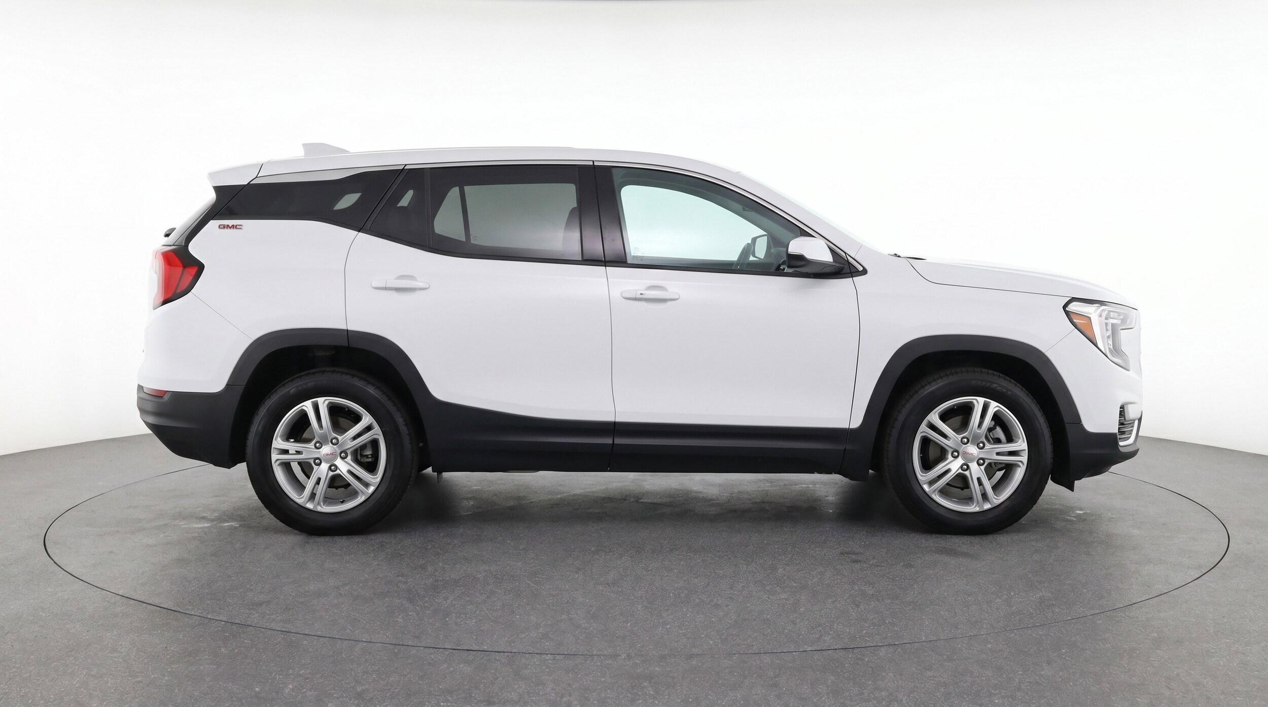 Thumbnail: 2024 GMC Terrain - 11