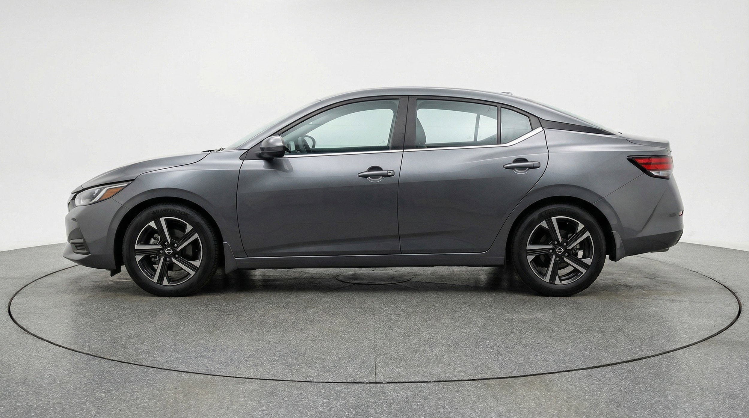 Thumbnail: 2025 Nissan Sentra - 5