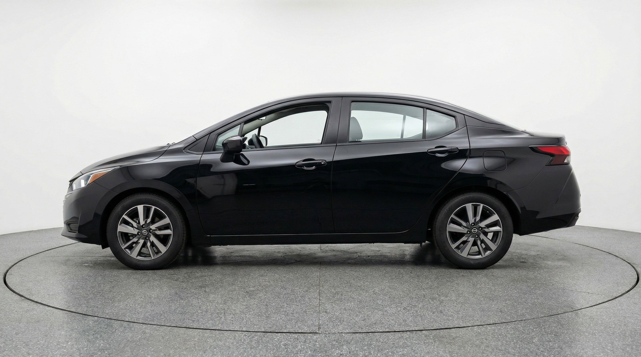 Thumbnail: 2025 Nissan Versa - 5